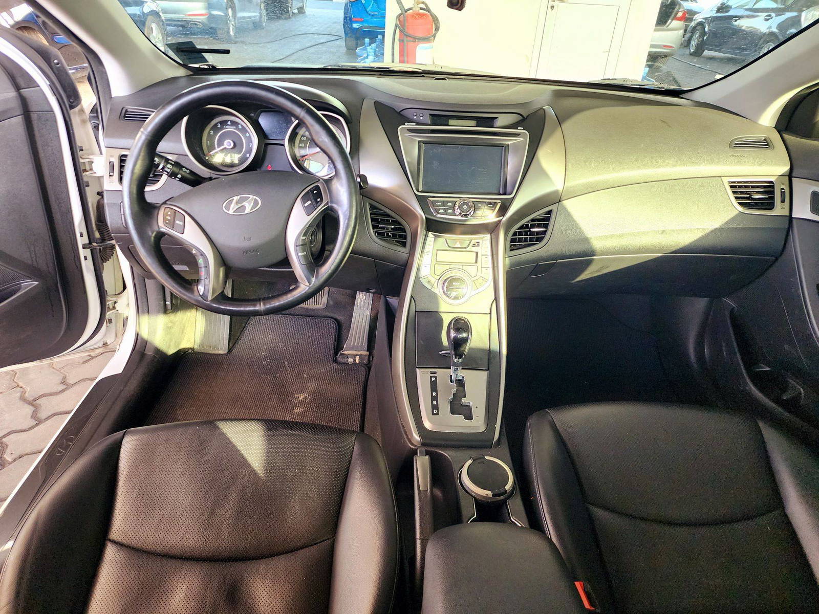 2013 HYUNDAI AVANTE — 202293 KM — Lot 671778 — Souq - Marhaba Auctions Used Cars - Image 7