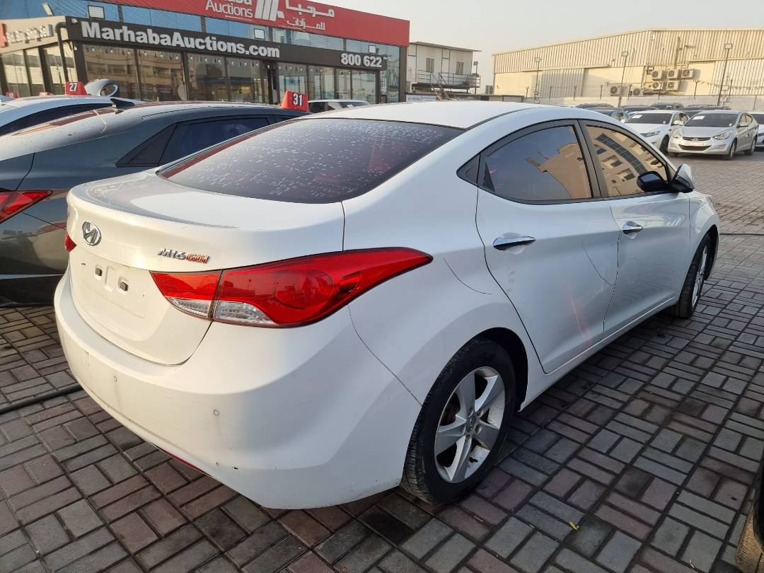 2011 HYUNDAI AVANTE — 134608 KM — Lot 124587 — Souq - Marhaba Auctions Used Cars - Image 4