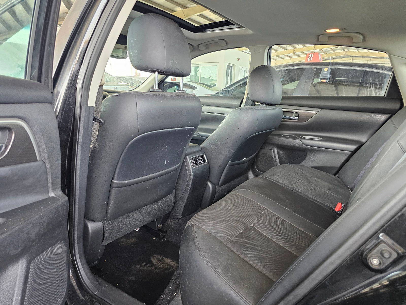 2014 NISSAN ALTIMA — 202601 Miles — Lot 2EC129457 — Souq - Marhaba Auctions Used Cars - Image 6