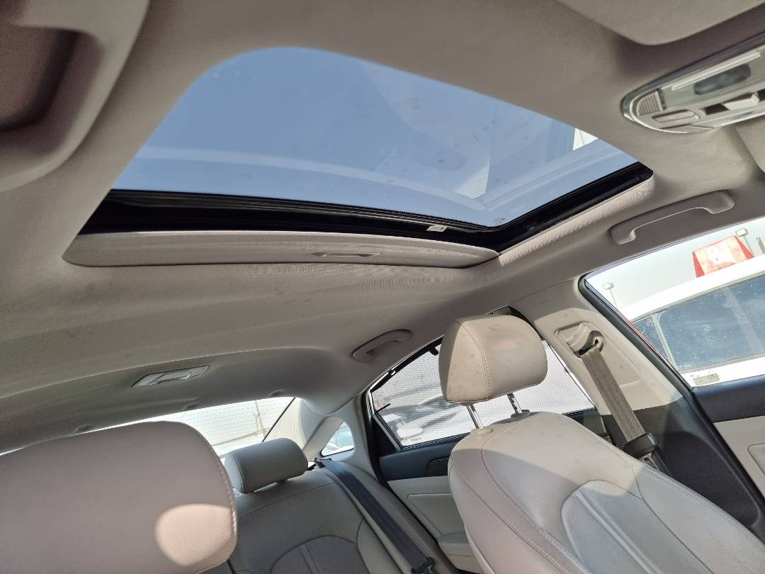 2018 HYUNDAI SONATA — 101195 Miles — Lot 215487 — Ind. 12 - Marhaba Auctions Used Cars - Image 9