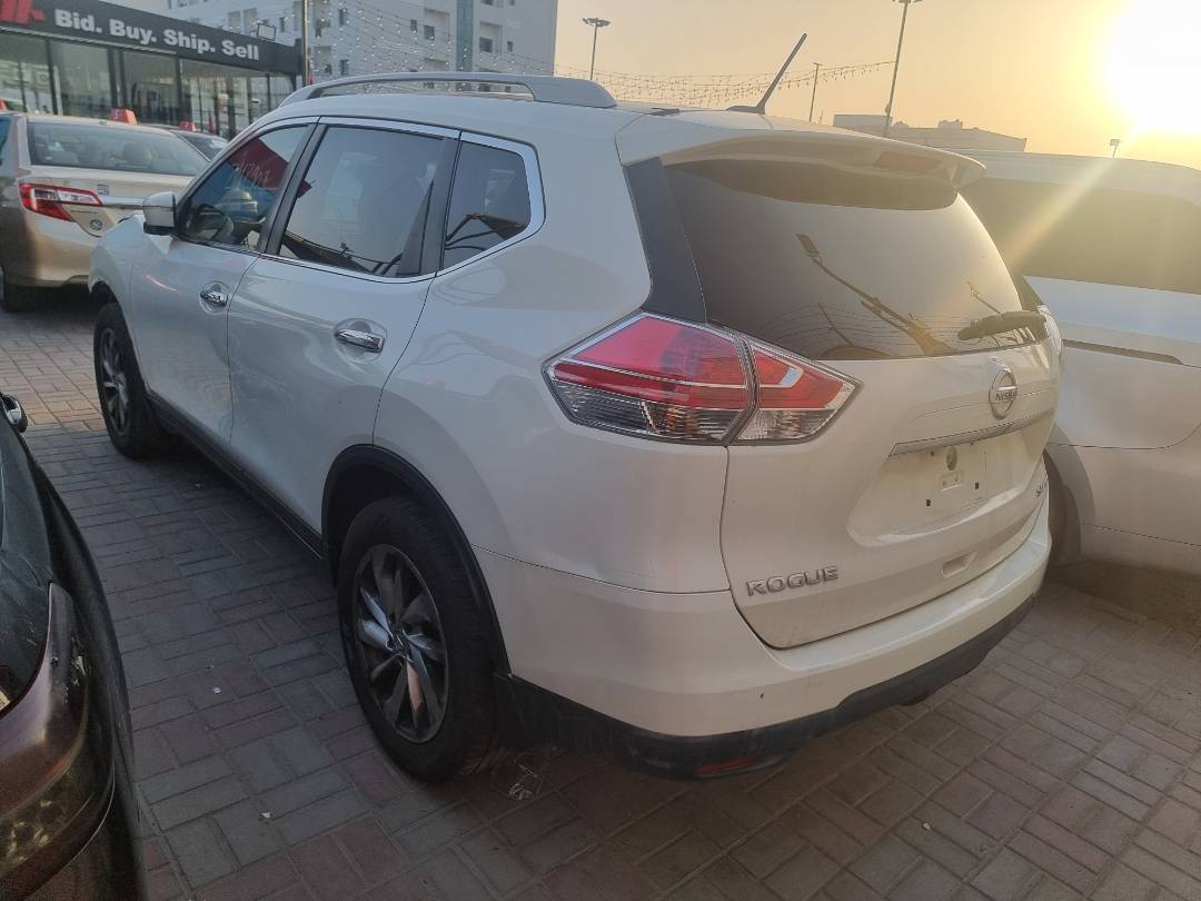 NISSAN ROGUE 2015 - Marhaba Auction Used Cars - Image 4
