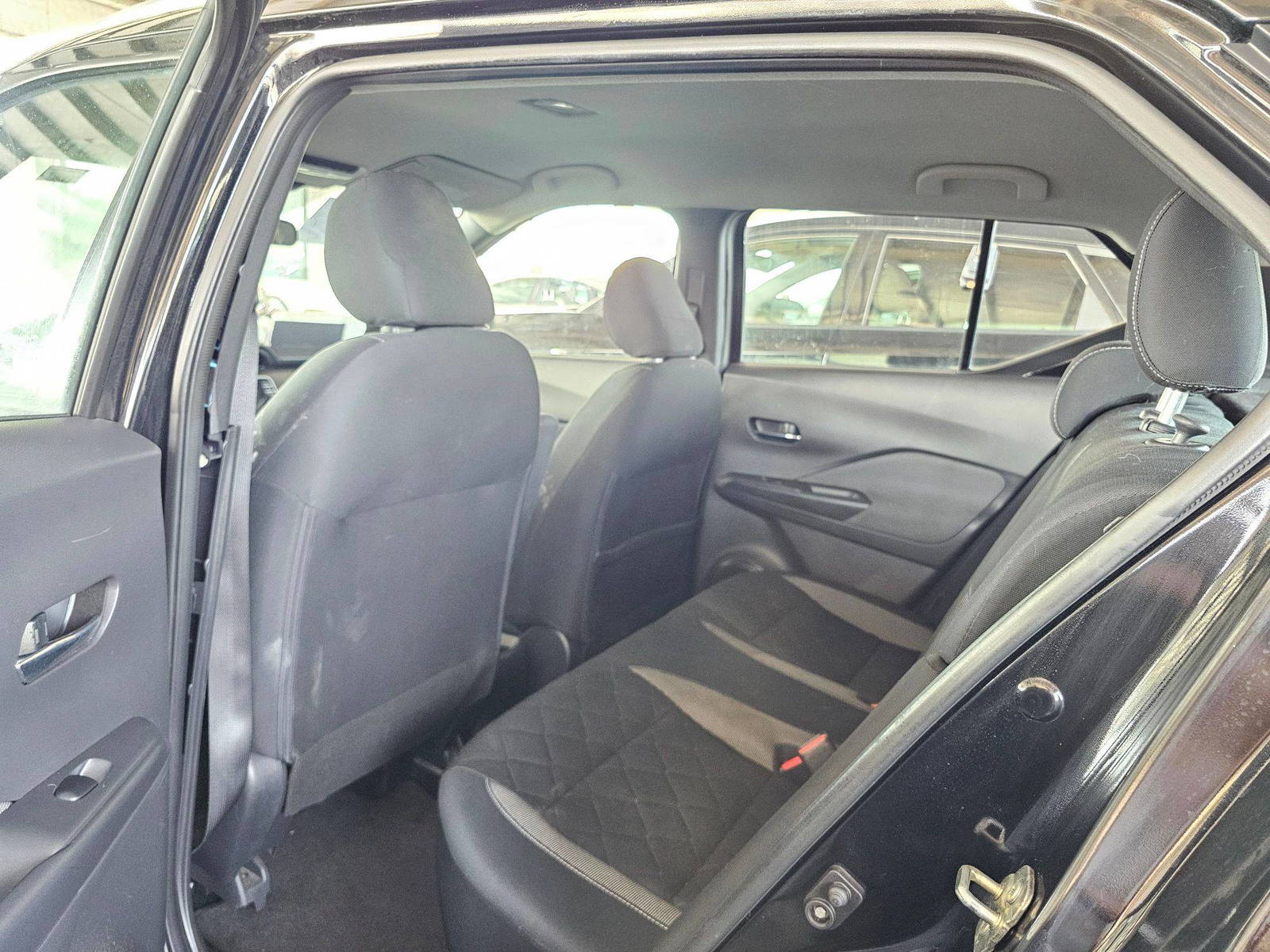 2020 NISSAN KICKS — 65663 Miles — Lot 75251084 — Souq - Marhaba Auctions Used Cars - Image 6