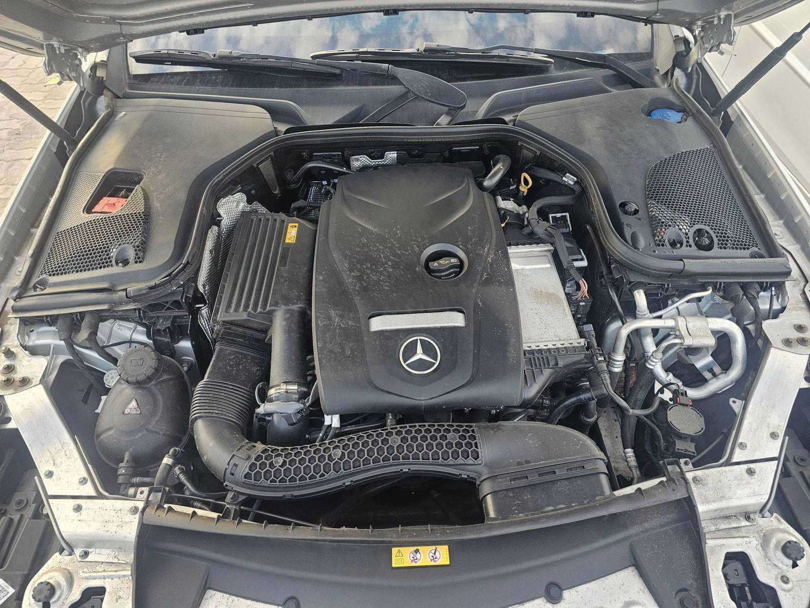 MERCEDES BENZ E-300 2019 - Marhaba Auction Used Cars - Image 13