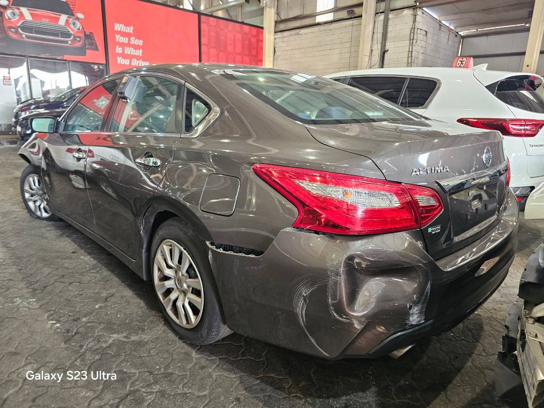 2016 NISSAN ALTIMA — 203785 Miles — Lot 1GC168012 — Souq - Marhaba Auctions Used Cars - Image 3
