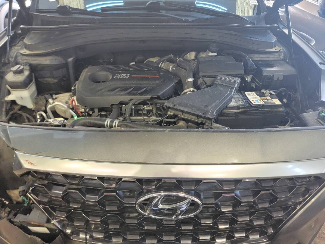 2019 HYUNDAI SANTA FE — 49771 Miles — Lot H045860 — Main - Marhaba Auctions Used Cars - Image 11