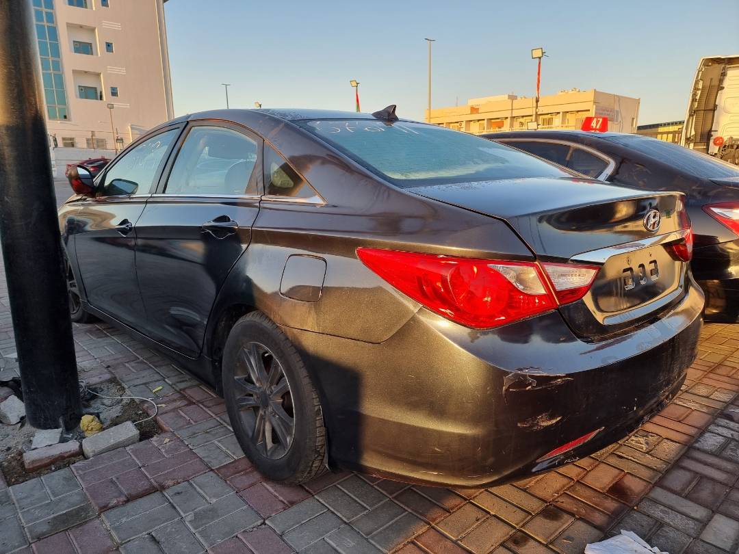 2013 HYUNDAI SONATA — 157963 Miles — Lot 125487 — Main - Marhaba Auctions Used Cars - Image 5