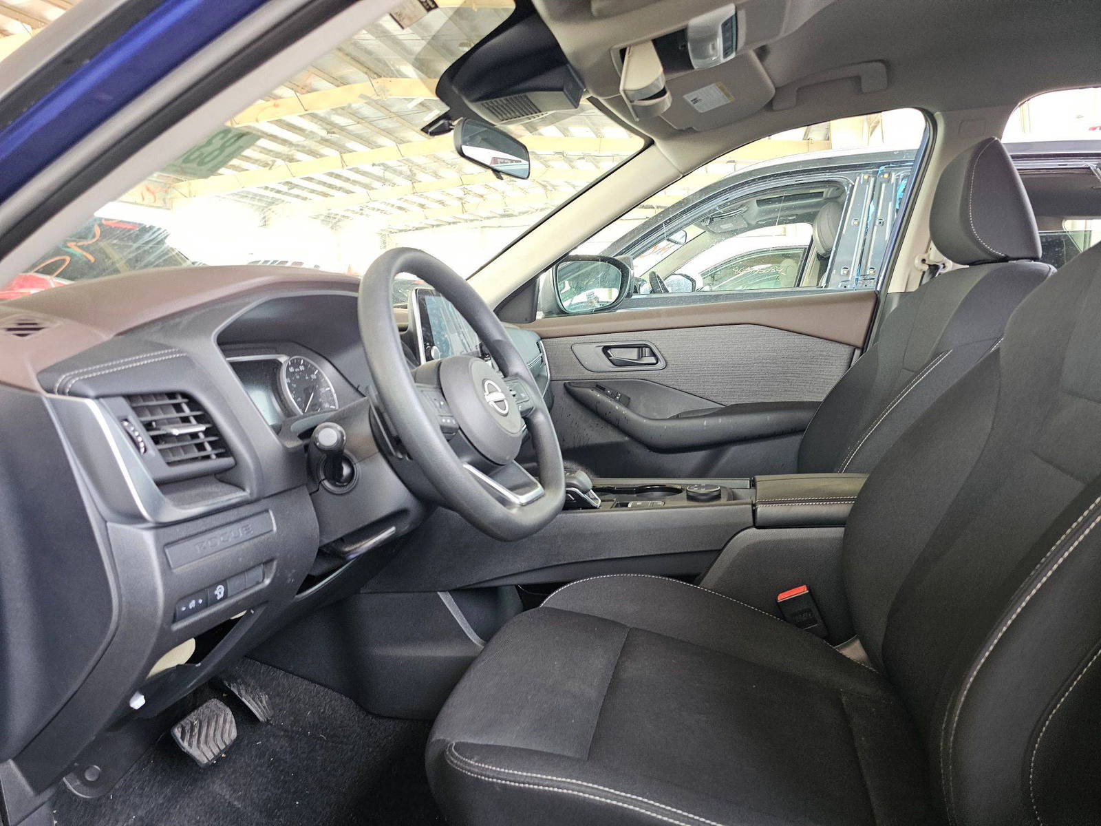 2023 NISSAN ROGUE — 6803 Miles — Lot 3PC865258 — Souq - Marhaba Auctions Used Cars - Image 8