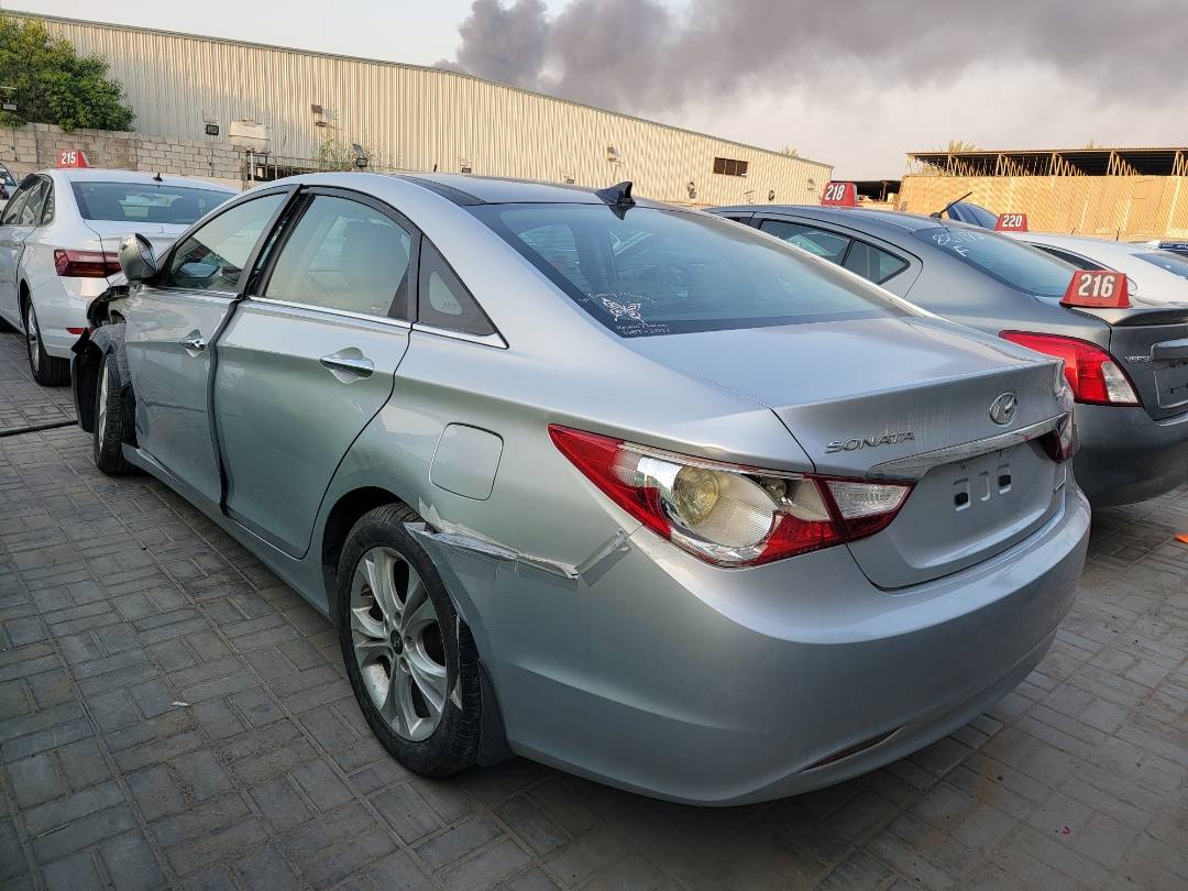 2013 HYUNDAI SONATA — 165640 Miles — Lot H675658 — Main - Marhaba Auctions Used Cars - Image 3