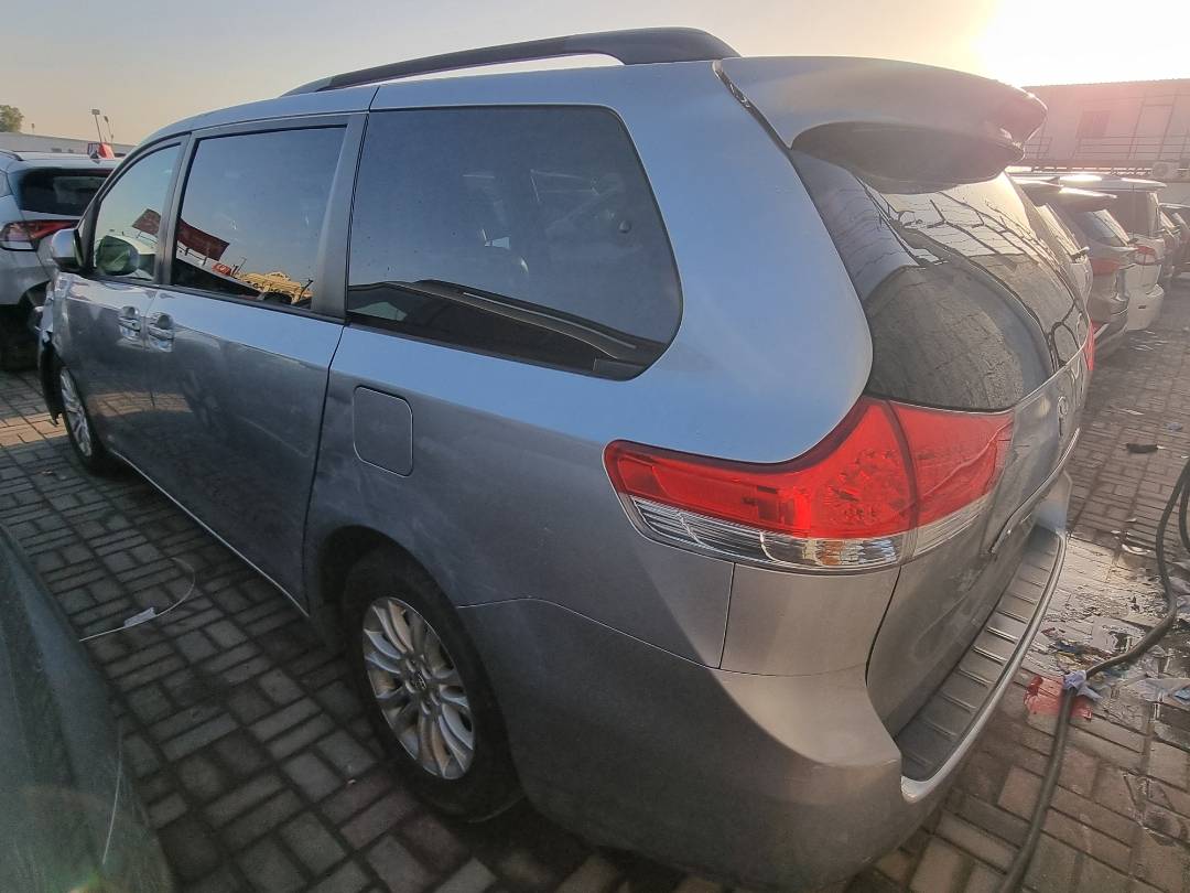2014 TOYOTA SIENNA — 227163 Miles — Lot S514134 — Main - Marhaba Auctions Used Cars - Image 25