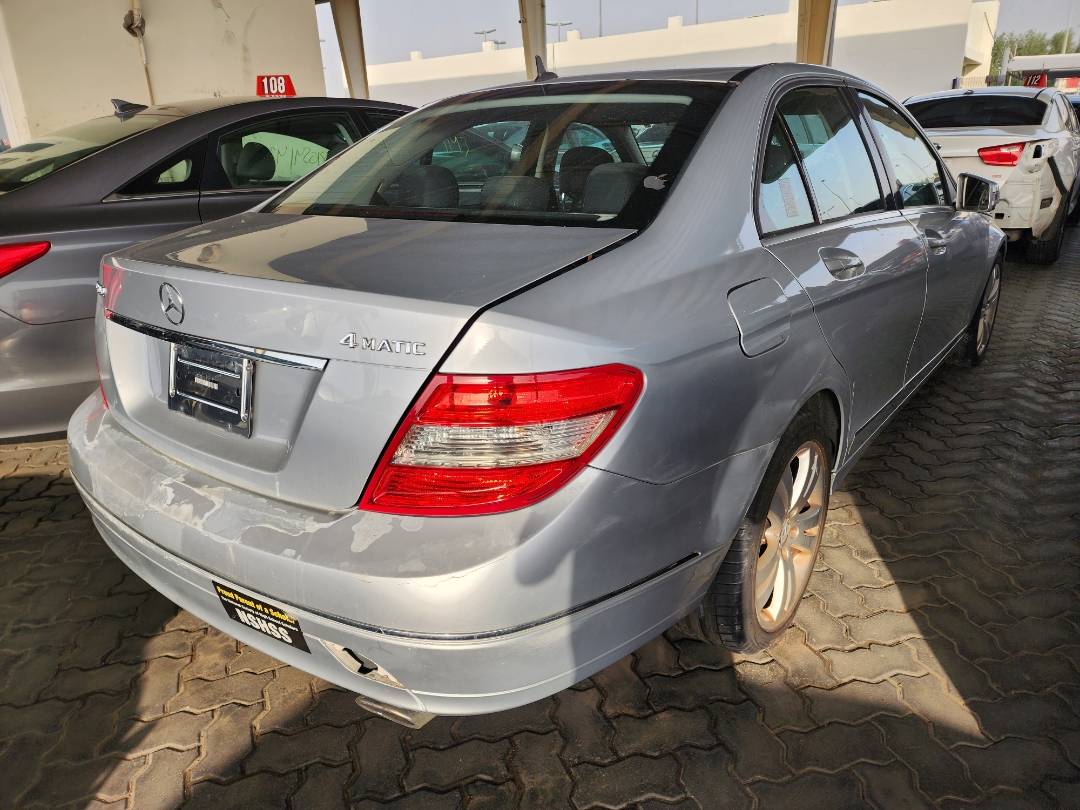 2010 MERCEDES BENZ C300 — 181780 Miles — Lot 38343368 - Marhaba Auctions Used Cars - Image 7