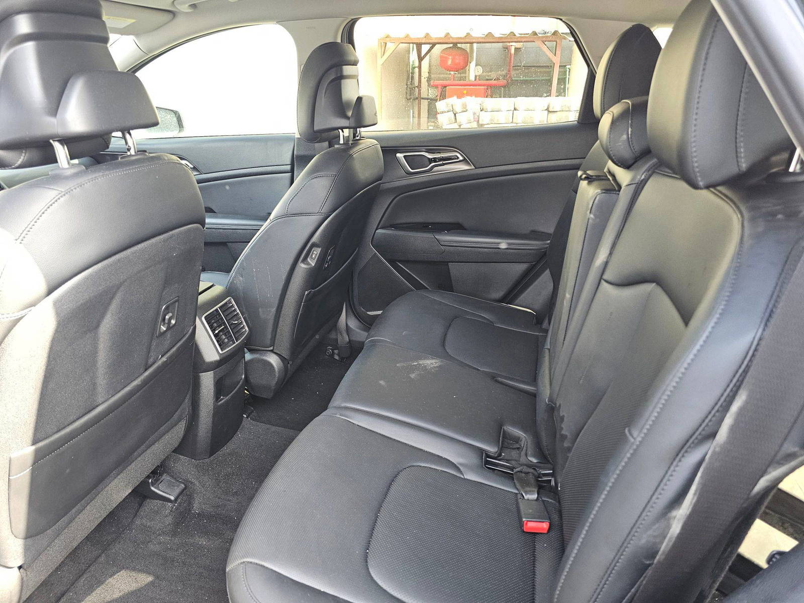 2023 KIA SPORTAGE — 33474 Miles — Lot G104378 — Main - Marhaba Auctions Used Cars - Image 9