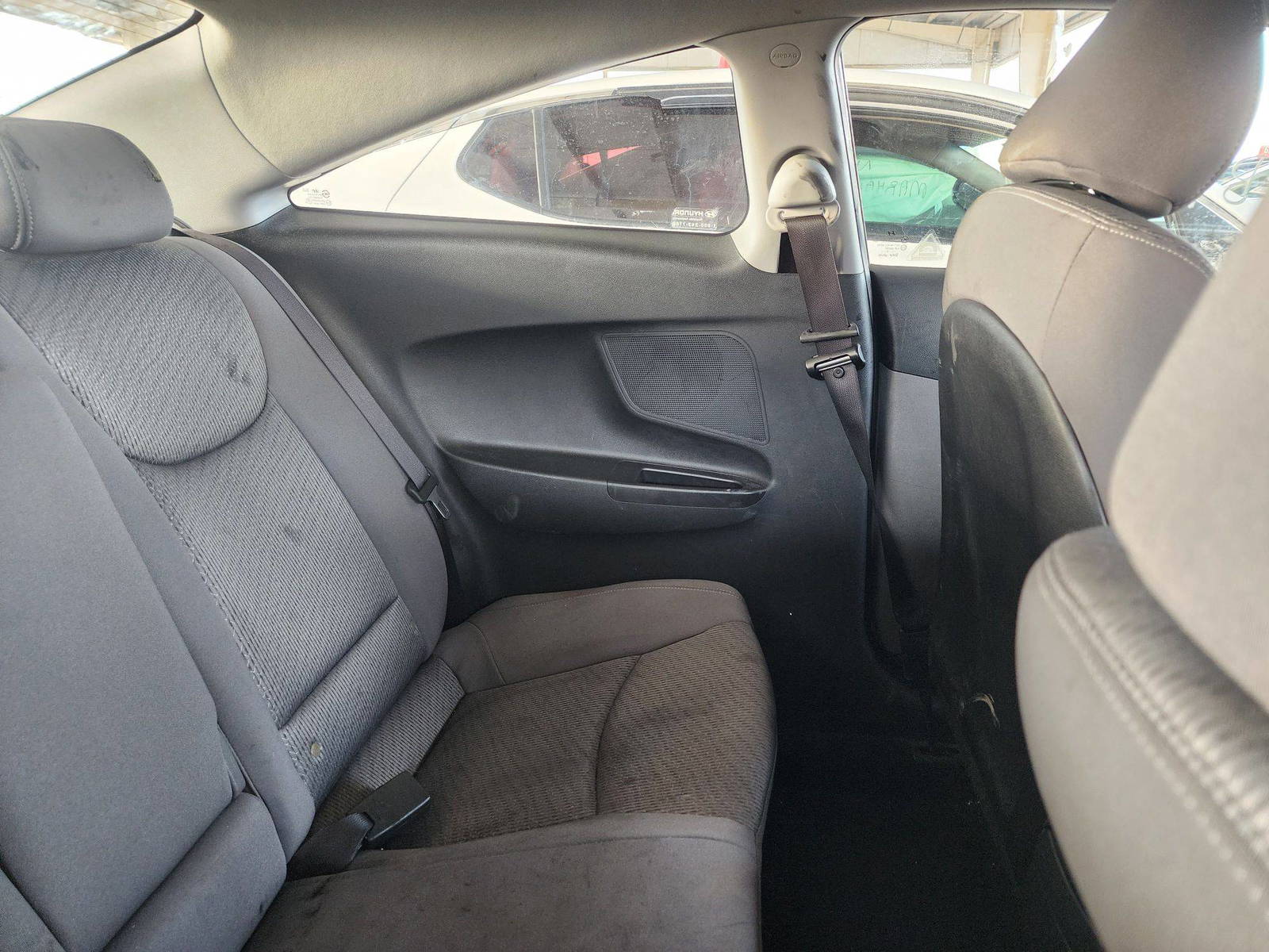 2013 HYUNDAI ELANTRA — 123155 Miles — Lot 42292094 — Souq - Marhaba Auctions Used Cars - Image 4