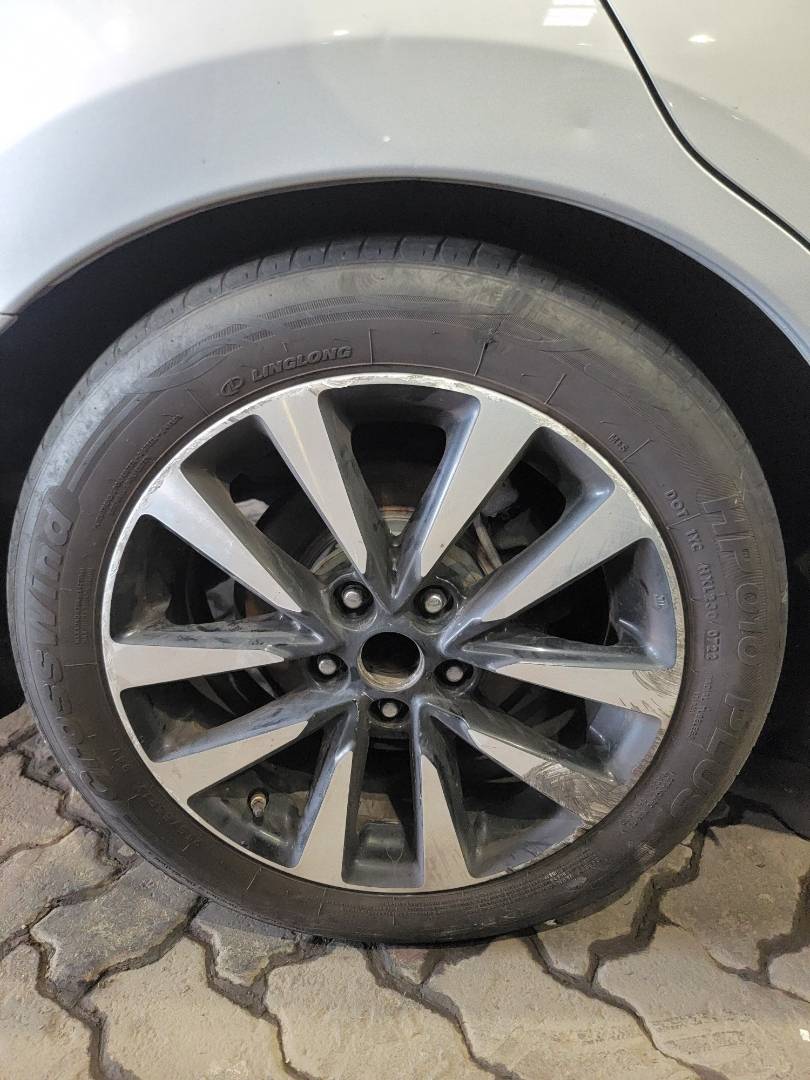 2018 NISSAN ALTIMA — 147907 Miles — Lot 38584909 — Main - Marhaba Auctions Used Cars - Image 4