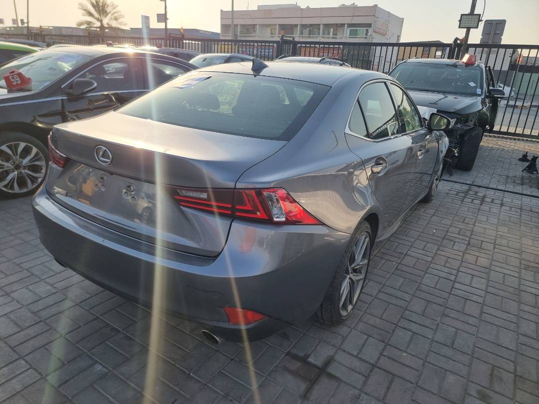 2015 LEXUS IS 250 — 150382 Miles — Lot 016952 — Ind. 12 - Marhaba Auctions Used Cars - Image 3