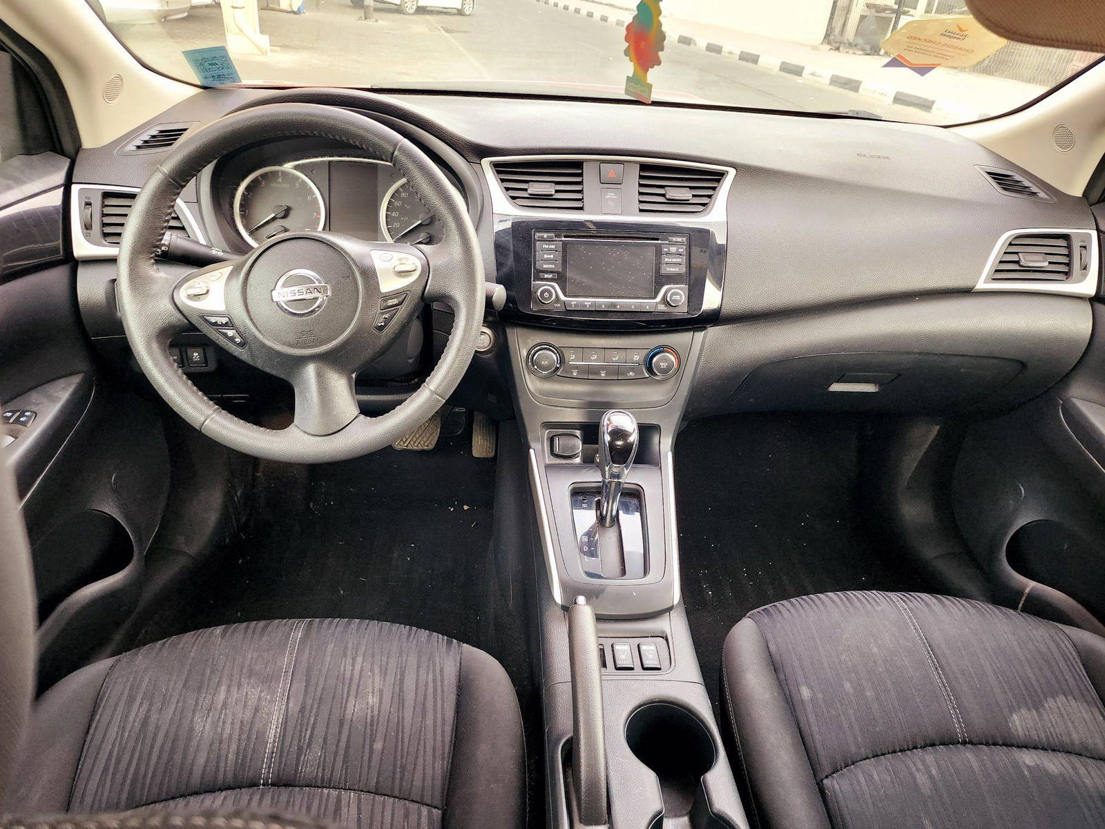 2017 NISSAN SENTRA — 76376 KM — Lot 666120 — Souq - Marhaba Auctions Used Cars - Image 7