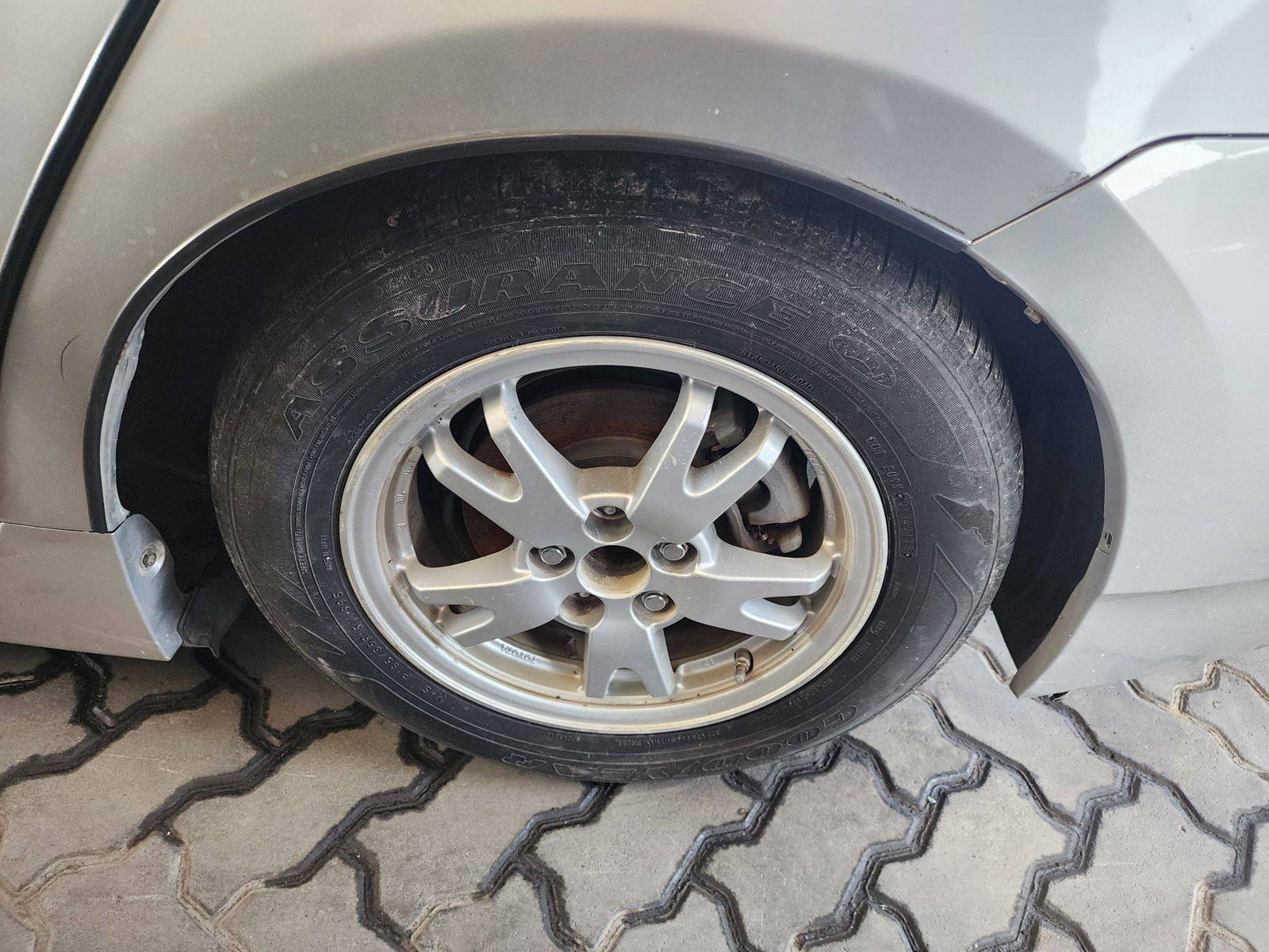 2010 TOYOTA PRIUS — 214889 Miles — Lot 464770 — Souq - Marhaba Auctions Used Cars - Image 10