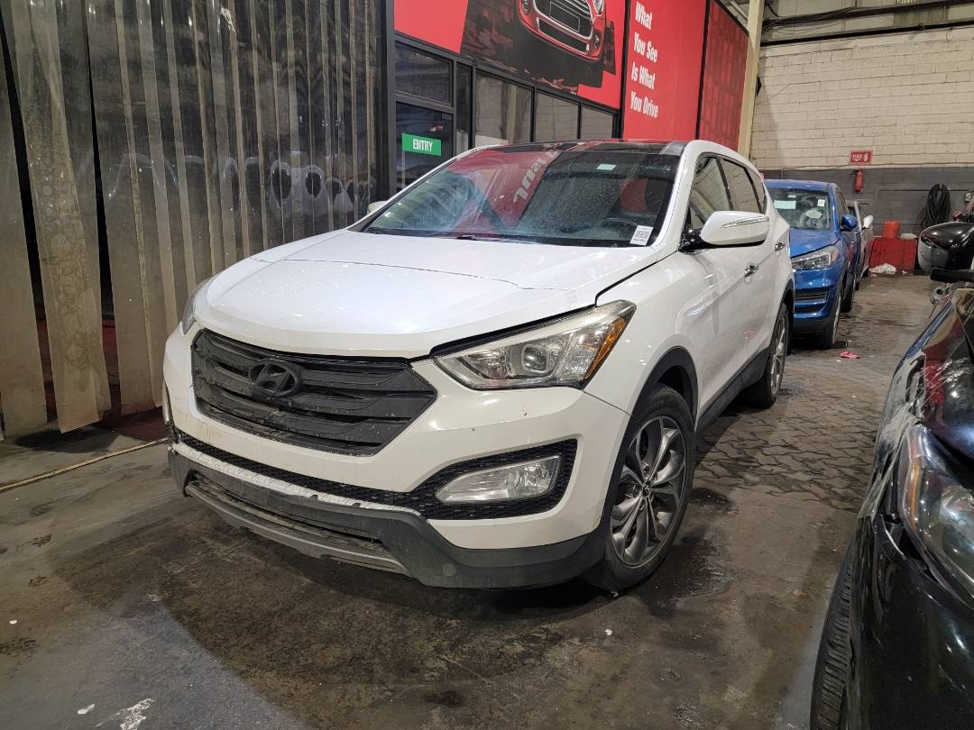 HYUNDAI SANTA FE SPORT 2013 - Marhaba Auction Used Cars - Image 4