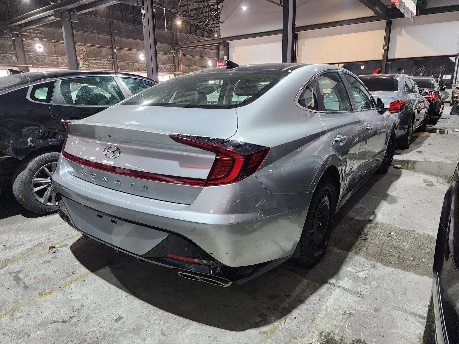 2020 HYUNDAI SONATA — 167066 KM — Lot H017188 — Souq - Marhaba Auctions Used Cars - Image 3