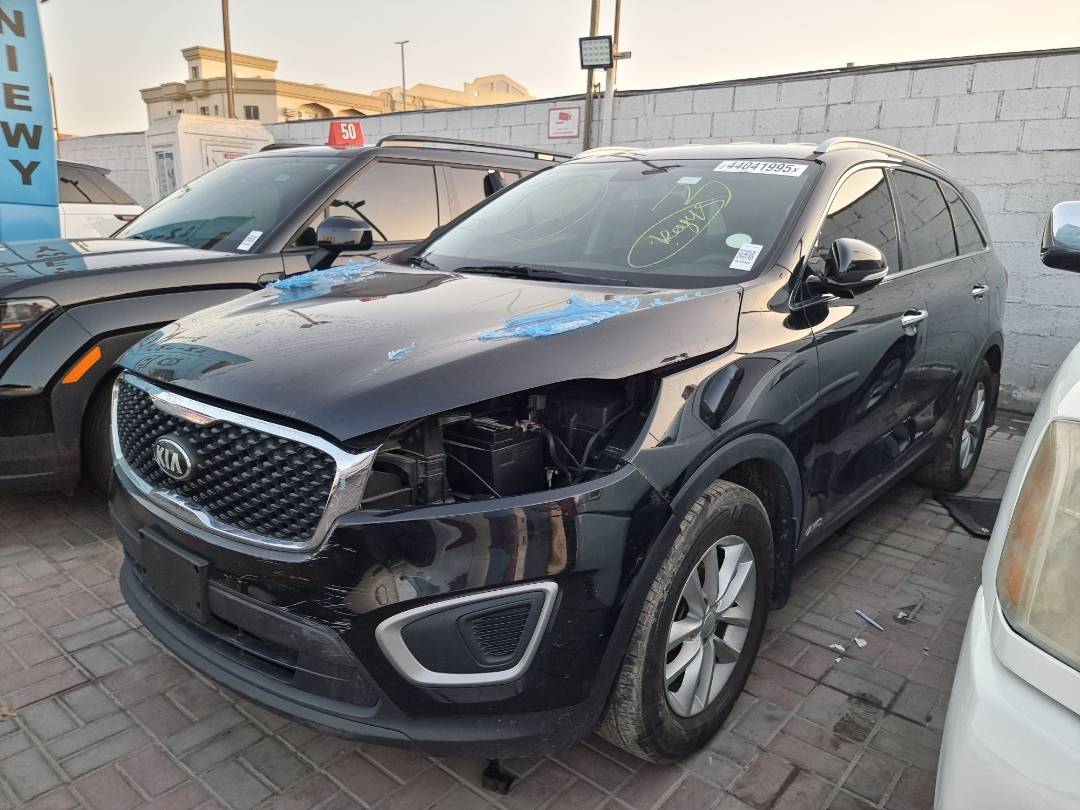 2017 KIA SORENTO — 102470 Miles — Lot 1205487 — Ind. 12 - Marhaba Auctions Used Cars - Image 4
