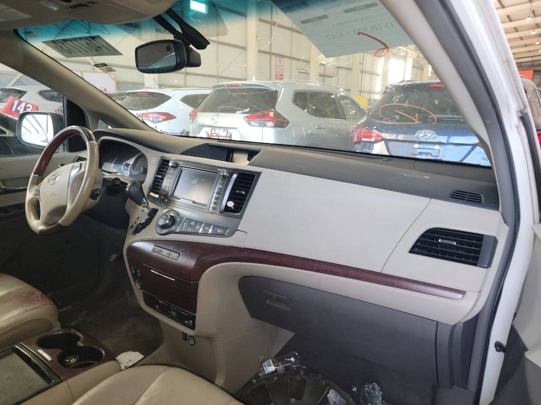2011 TOYOTA SIENNA — 190274 Miles — Lot 74677713 - Marhaba Auctions Used Cars - Image 6