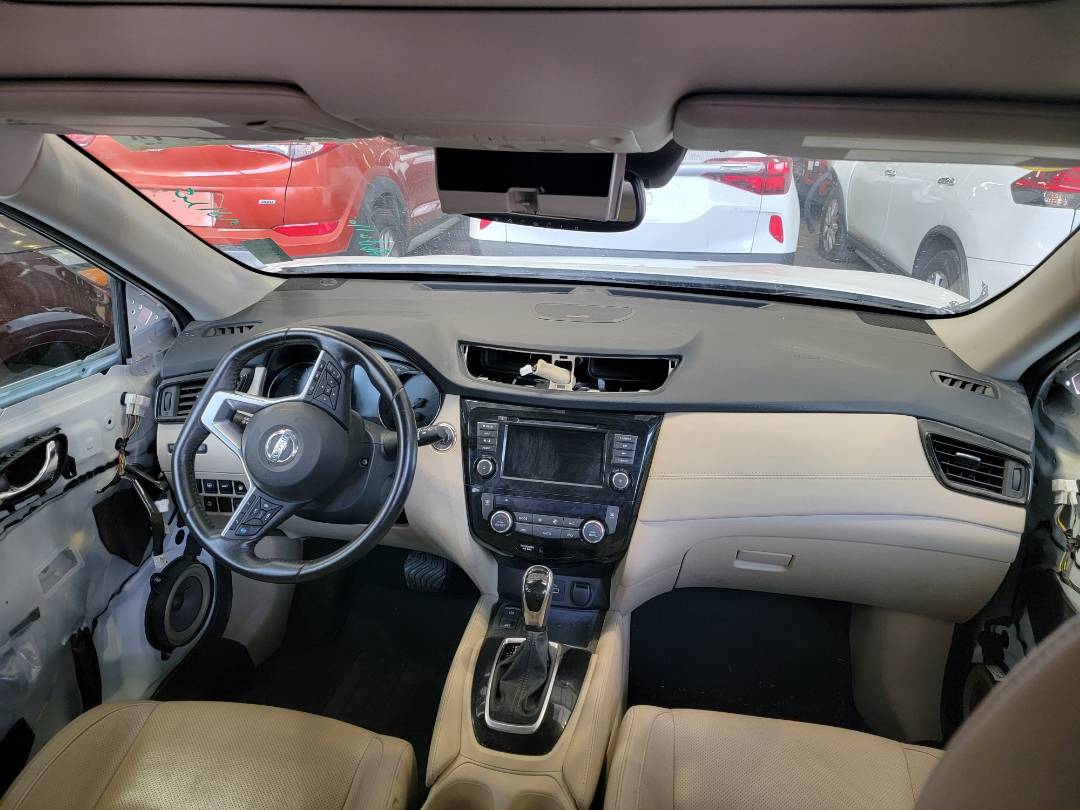 2018 NISSAN ROGUE — 60413 Miles — Lot W459965 — Main - Marhaba Auctions Used Cars - Image 7