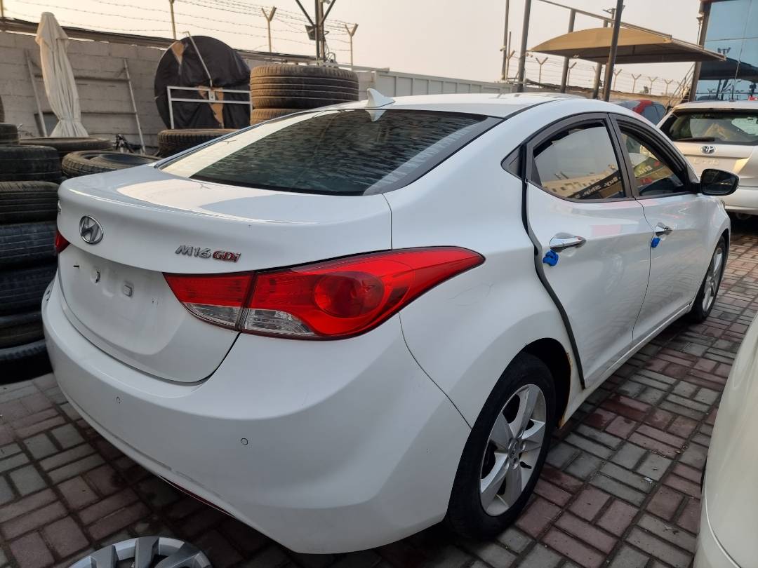 2011 HYUNDAI AVANTE — 191181 KM — Lot 2154987 — Main - Marhaba Auctions Used Cars - Image 4