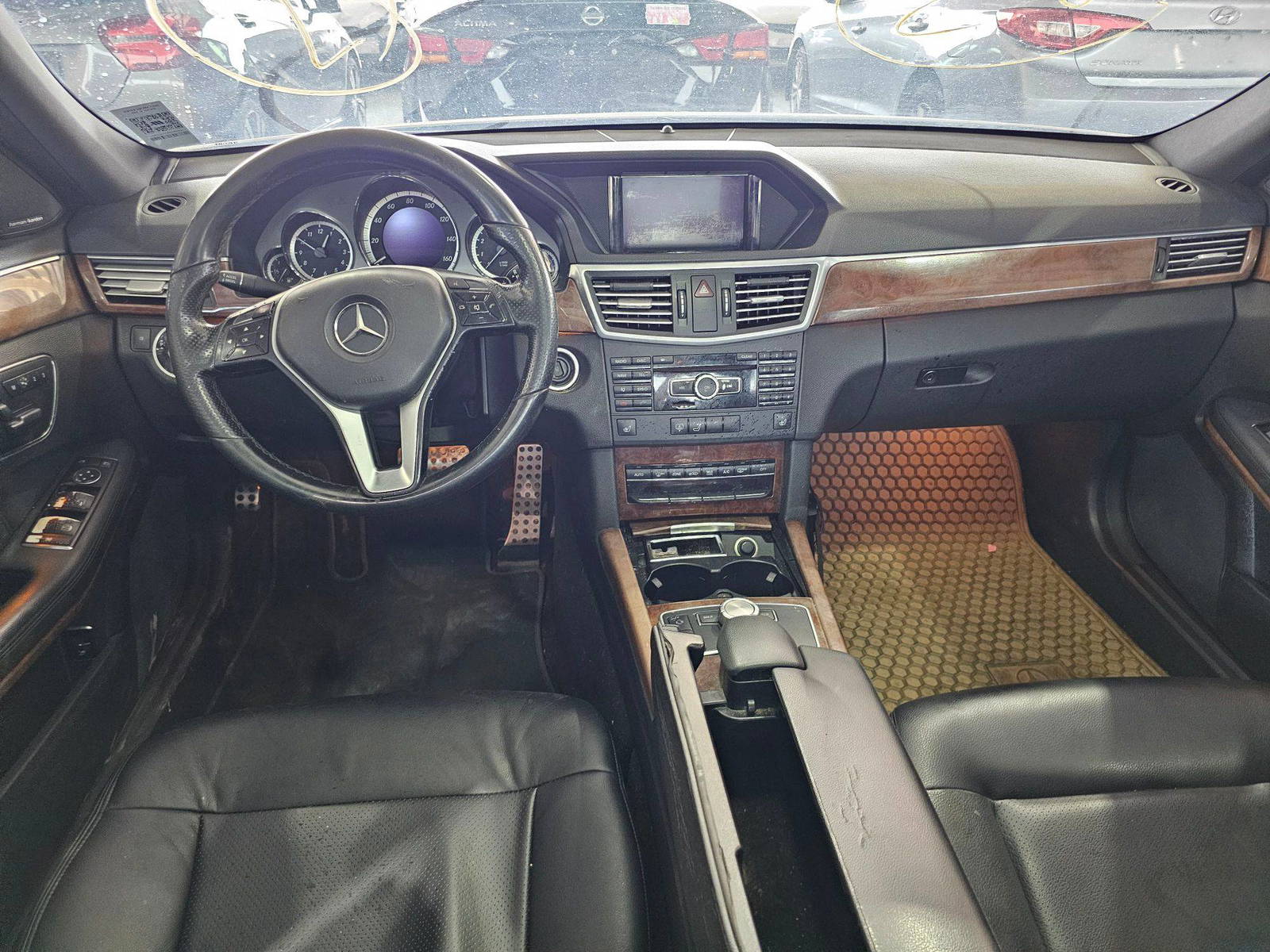 2013 MERCEDES BENZ E 350 — 187892 Miles — Lot 84685644 — Souq - Marhaba Auctions Used Cars - Image 7