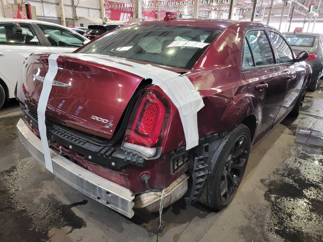 2019 CHRYSLER 300 — 148746 Miles — Lot 87249314 — Main - Marhaba Auctions Used Cars - Image 4