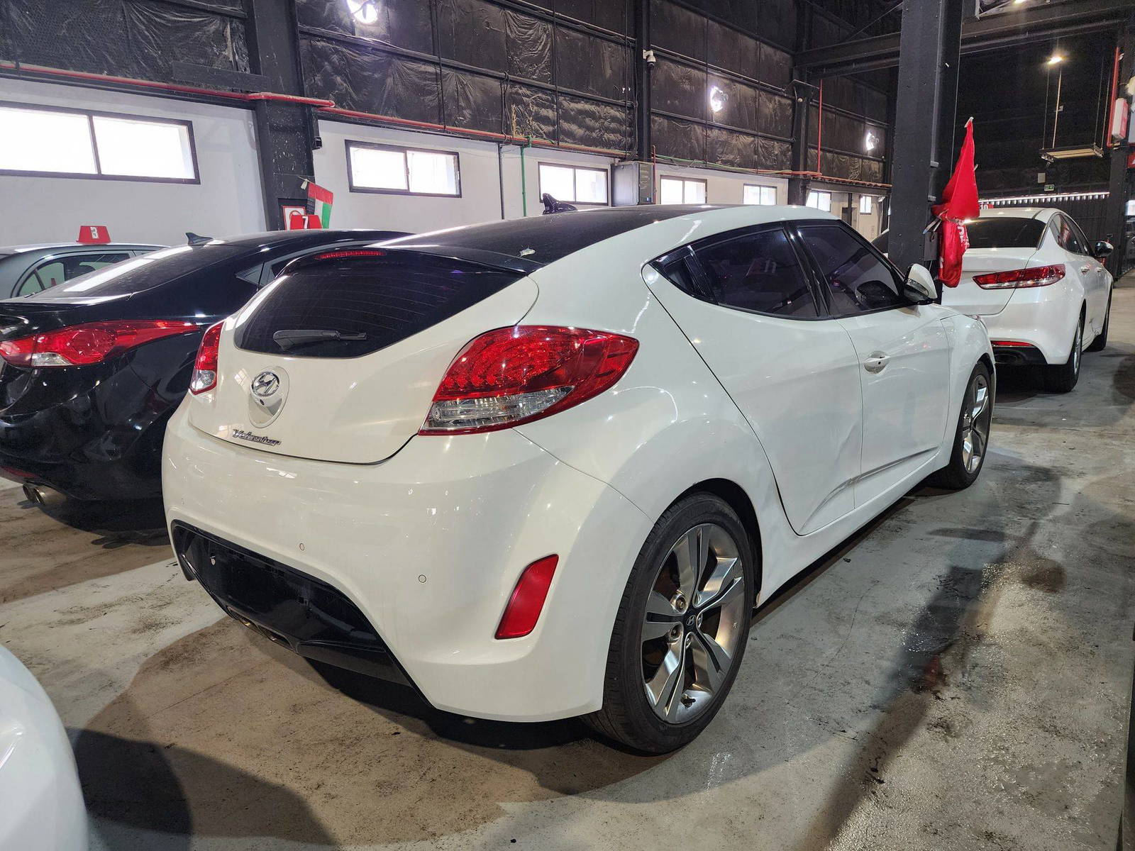 2012 HYUNDAI VELOSTER — 176079 KM — Lot 031014 — Al Quoz - Marhaba Auctions Used Cars - Image 5
