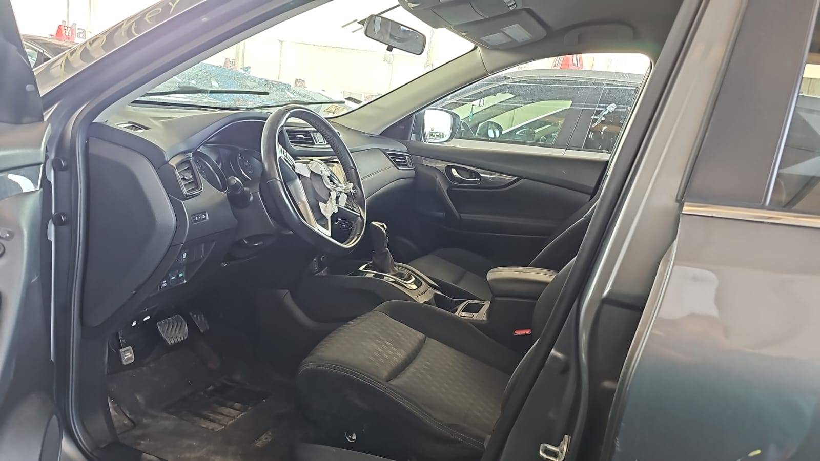 2017 NISSAN ROGUE — 108673 Miles — Lot 019049 — Souq - Marhaba Auctions Used Cars - Image 6