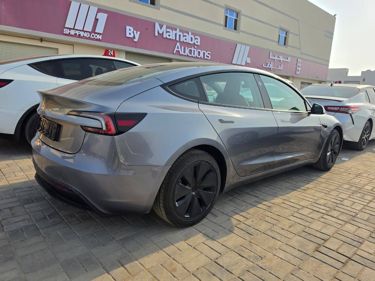 2025 TESLA MODEL 3 — 3330 KM — Lot S0SC346032 - Marhaba Auctions Used Cars - Image 5