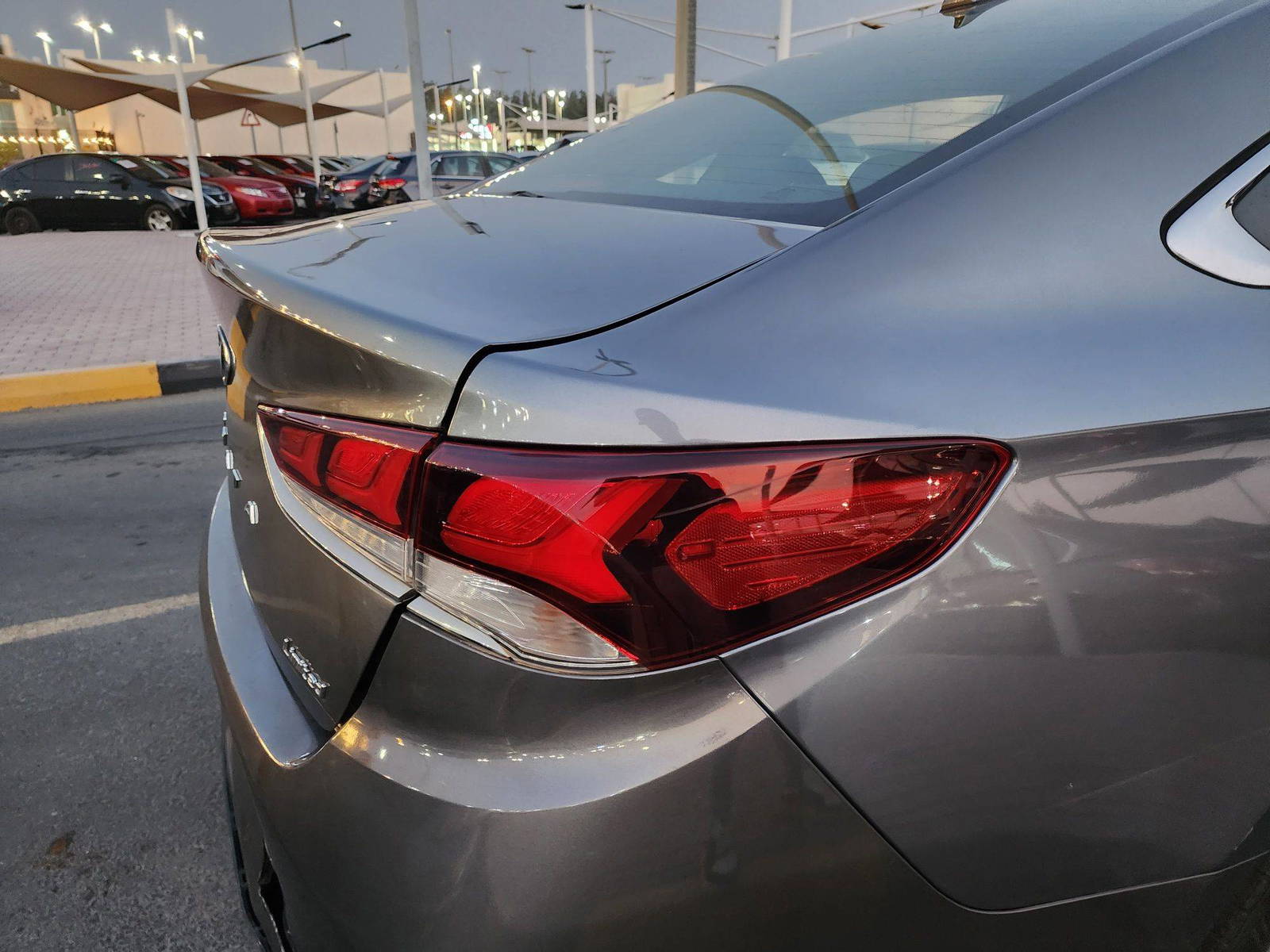 2018 HYUNDAI SONATA — 129959 Miles — Lot 43070034 — Souq - Marhaba Auctions Used Cars - Image 4