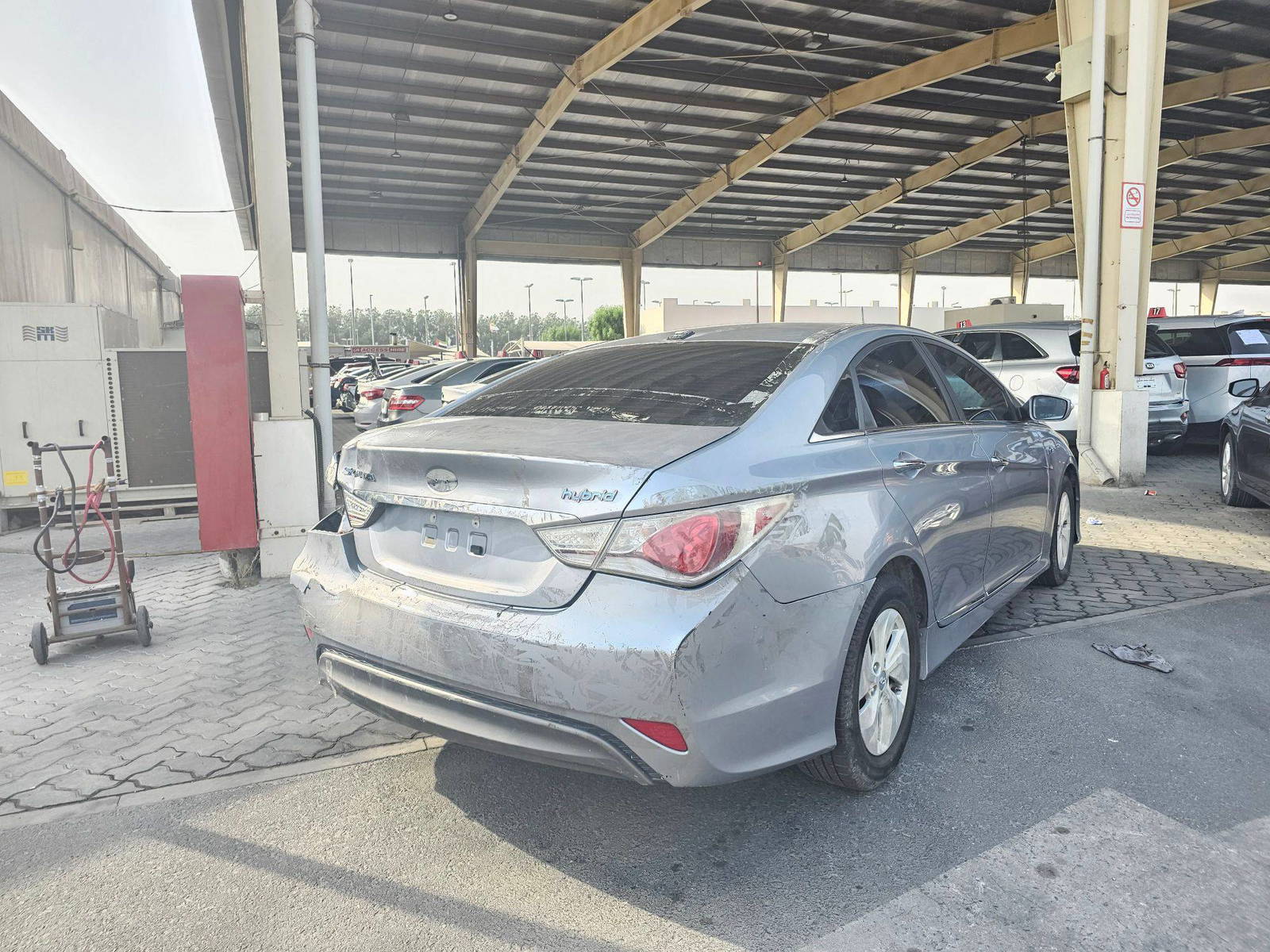 2015 HYUNDAI SONATA — 184677 Miles — Lot 45FA137942 — Souq - Marhaba Auctions Used Cars - Image 3