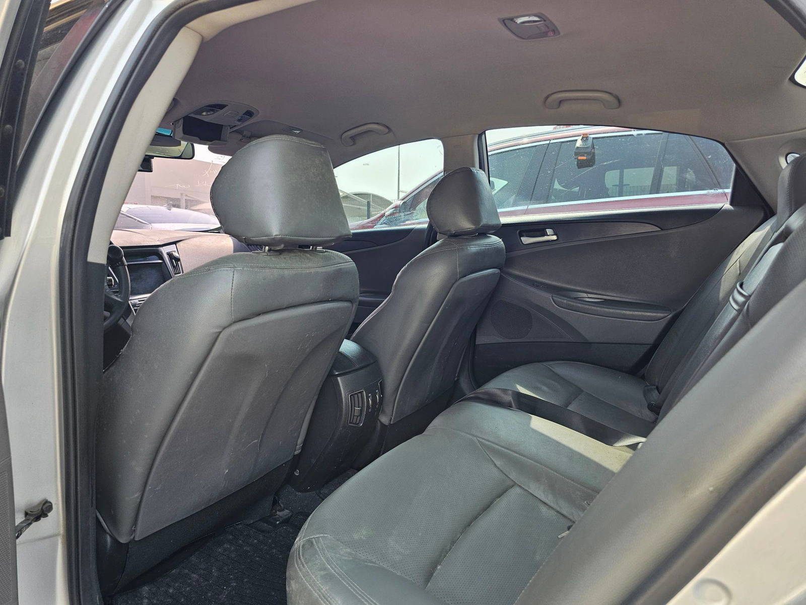 HYUNDAI SONATA 2012 - Marhaba Auction Used Cars - Image 6