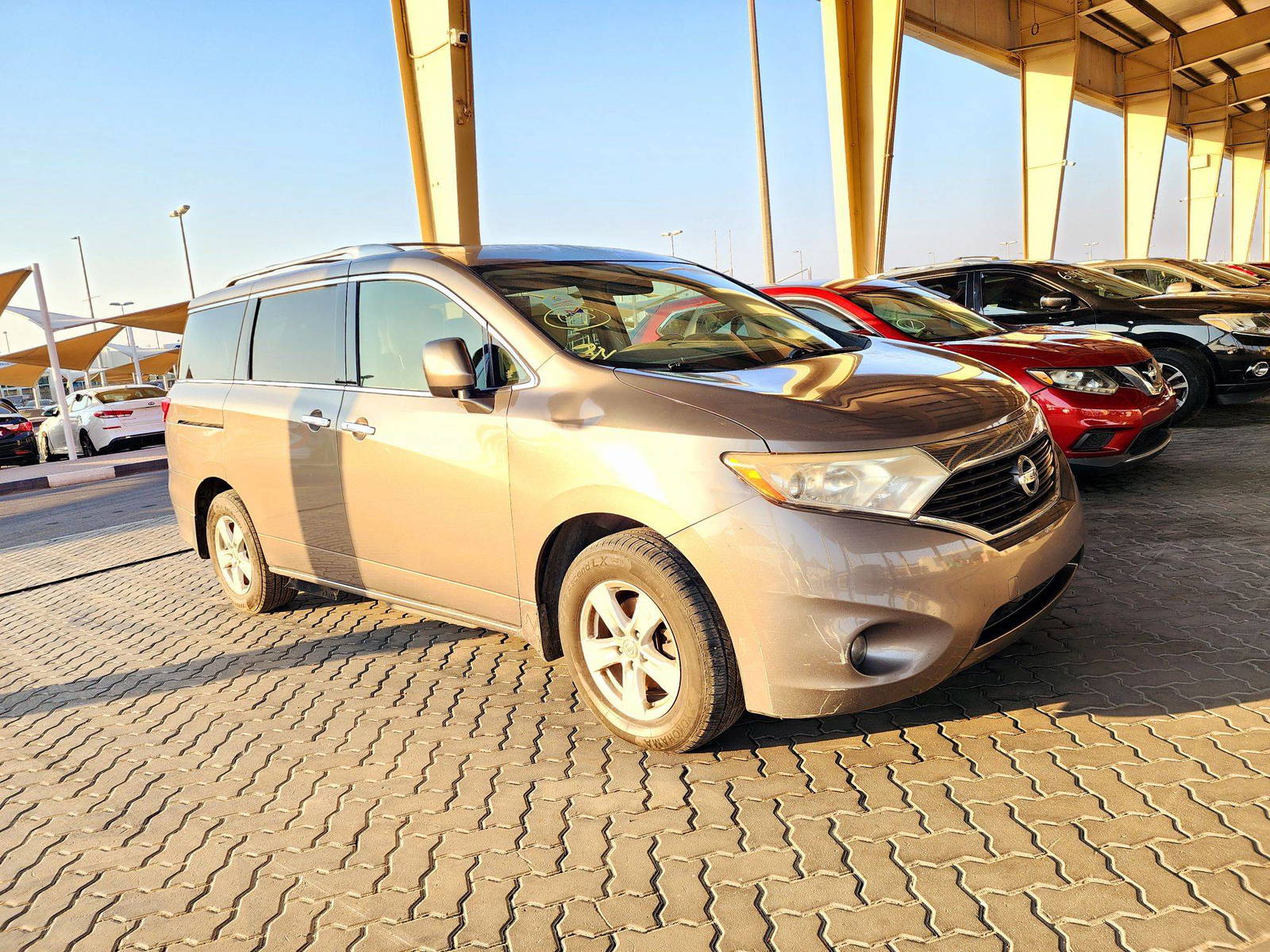 2014 NISSAN QUEST — 242747 Miles — Lot 74925954 — Souq - Marhaba Auctions Used Cars - Image 5