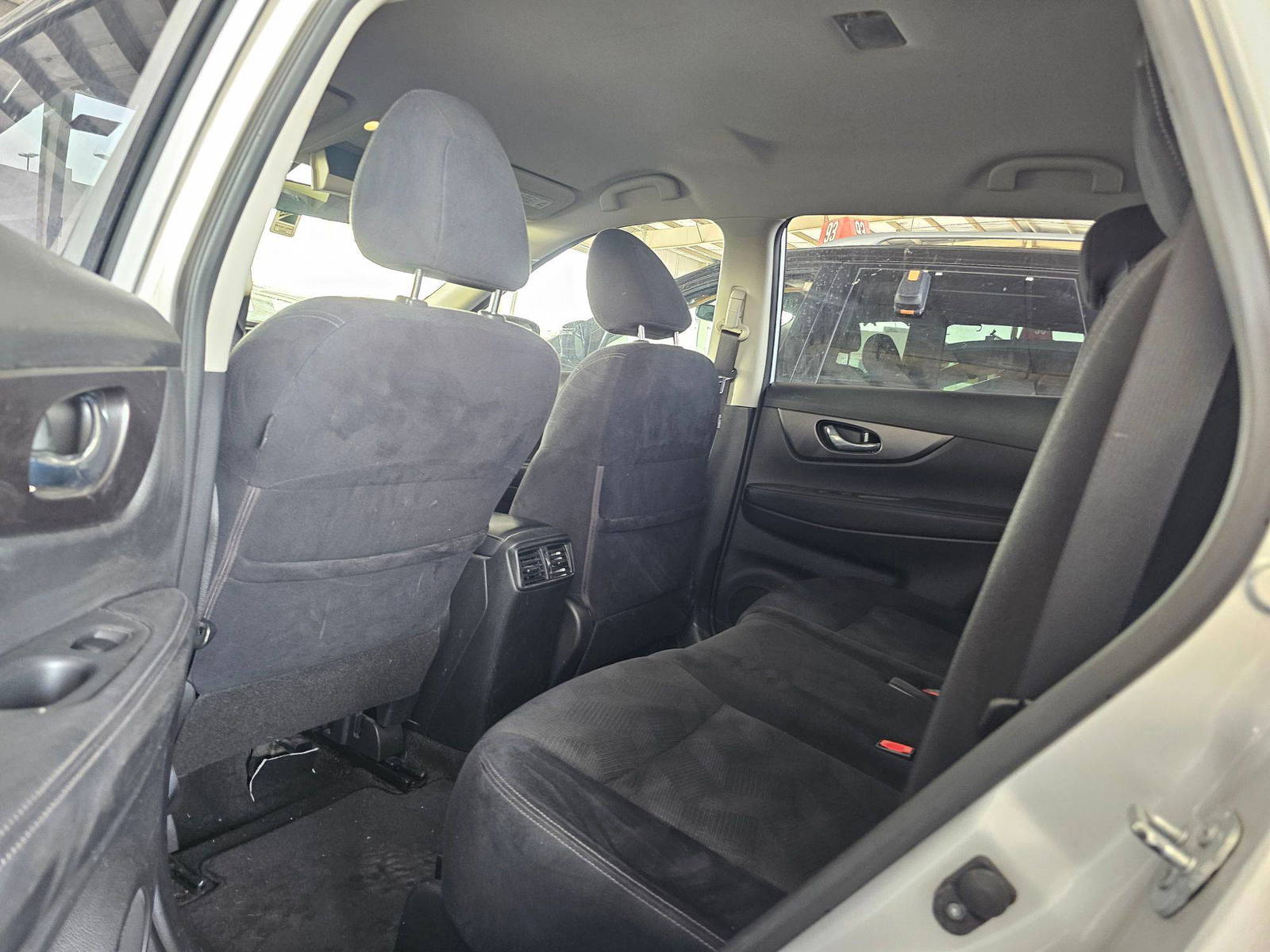 NISSAN ROGUE 2016 - Marhaba Auction Used Cars - Image 6