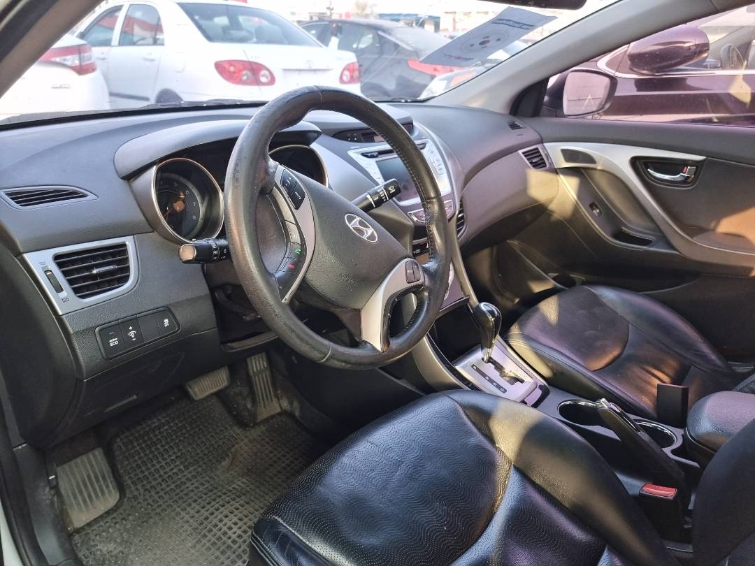2011 HYUNDAI AVANTE — 242924 KM — Lot 082515 — Main - Marhaba Auctions Used Cars - Image 7