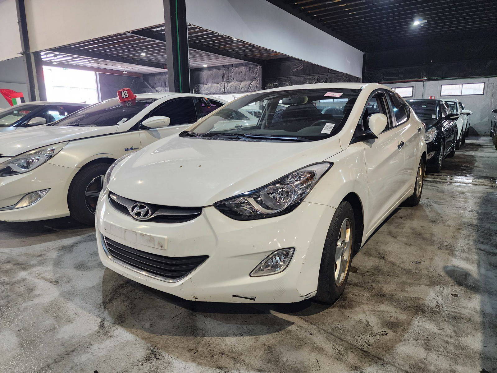 2011 HYUNDAI AVANTE — 130080 KM — Lot 091392 — Al Quoz - Marhaba Auctions Used Cars - Image 6