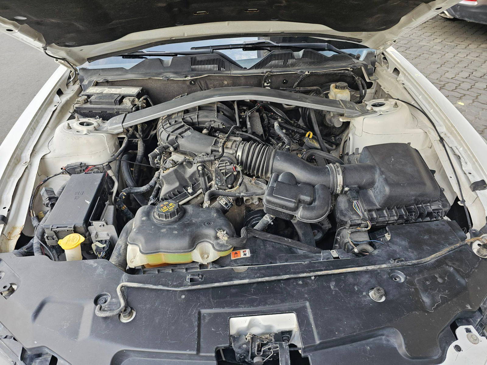 2012 FORD MUSTANG — 189030 Miles — Lot 1C5230682 — Souq - Marhaba Auctions Used Cars - Image 11