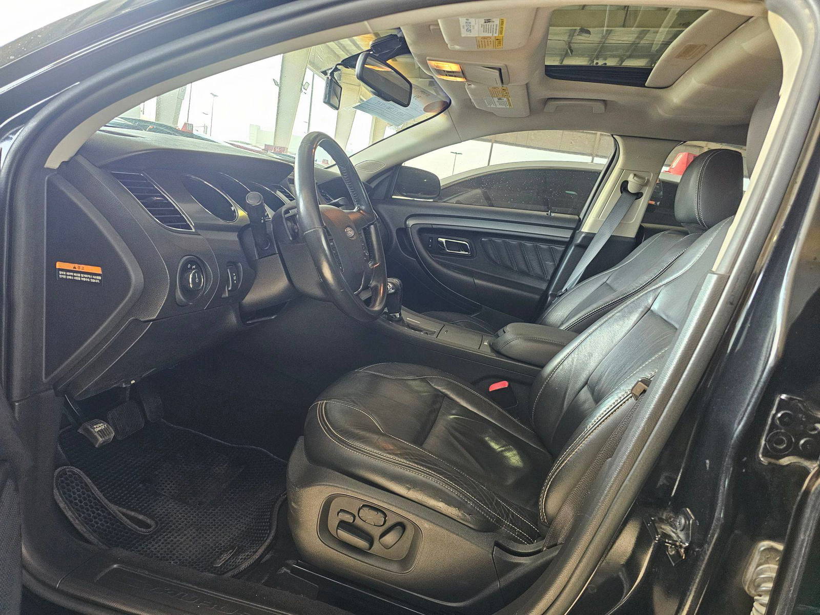 2011 FORD TAURUS — 96222 KM — Lot 6BG118996 — Souq - Marhaba Auctions Used Cars - Image 9