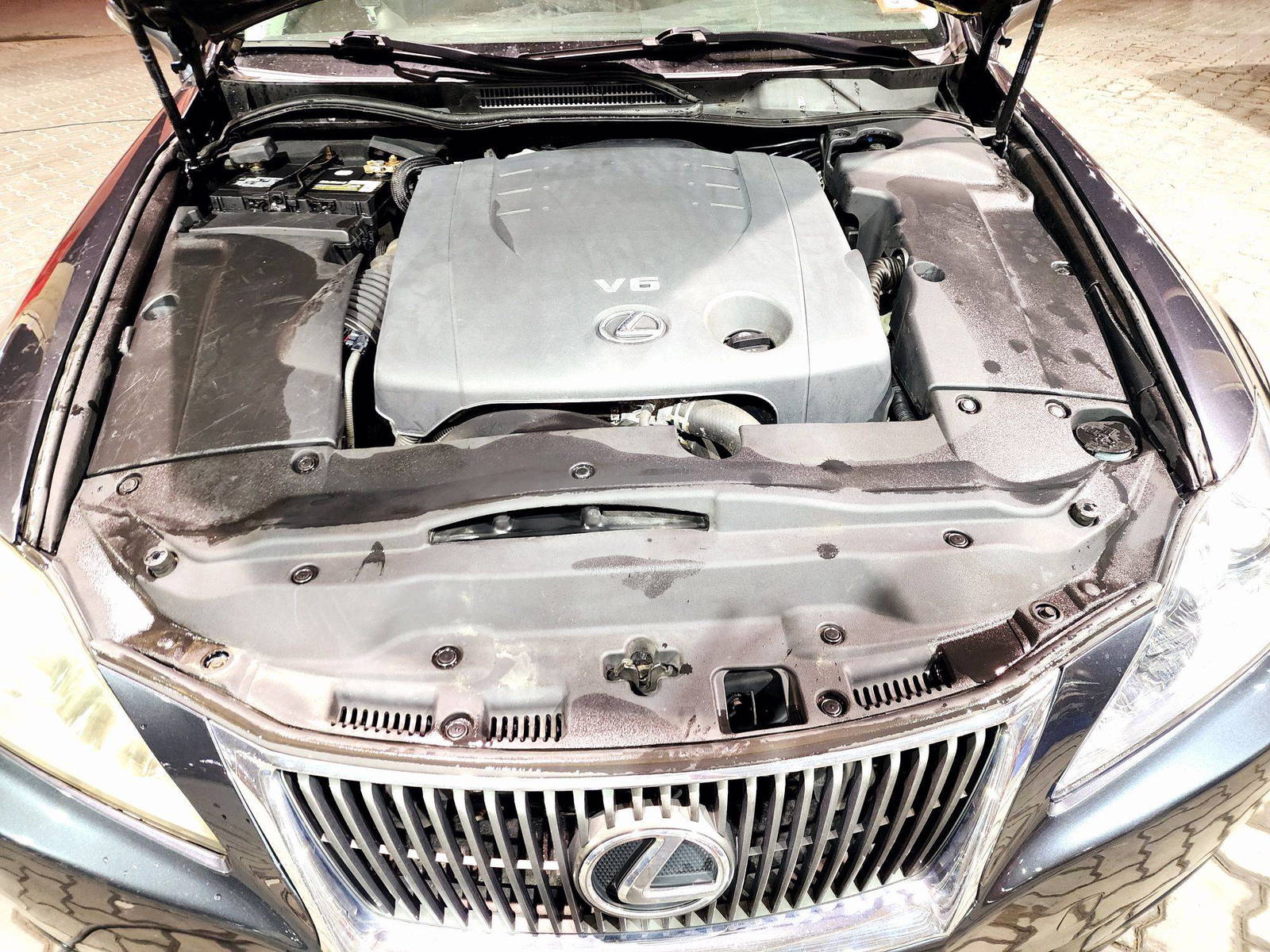 2010 LEXUS IS 250 — 137775 Miles — Lot 64392234 — Souq - Marhaba Auctions Used Cars - Image 12