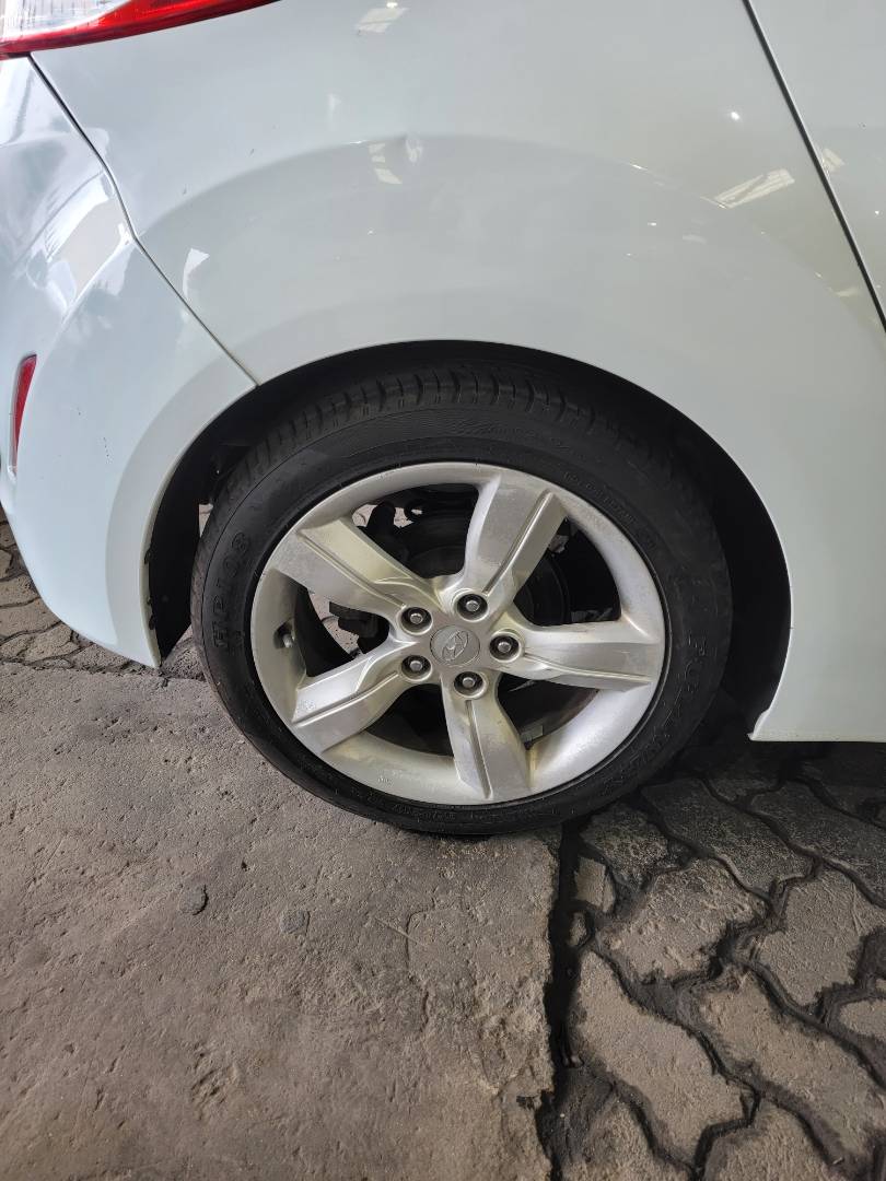 2015 HYUNDAI VELOSTER — 181625 Miles — Lot 2FU227101 — Main - Marhaba Auctions Used Cars - Image 9