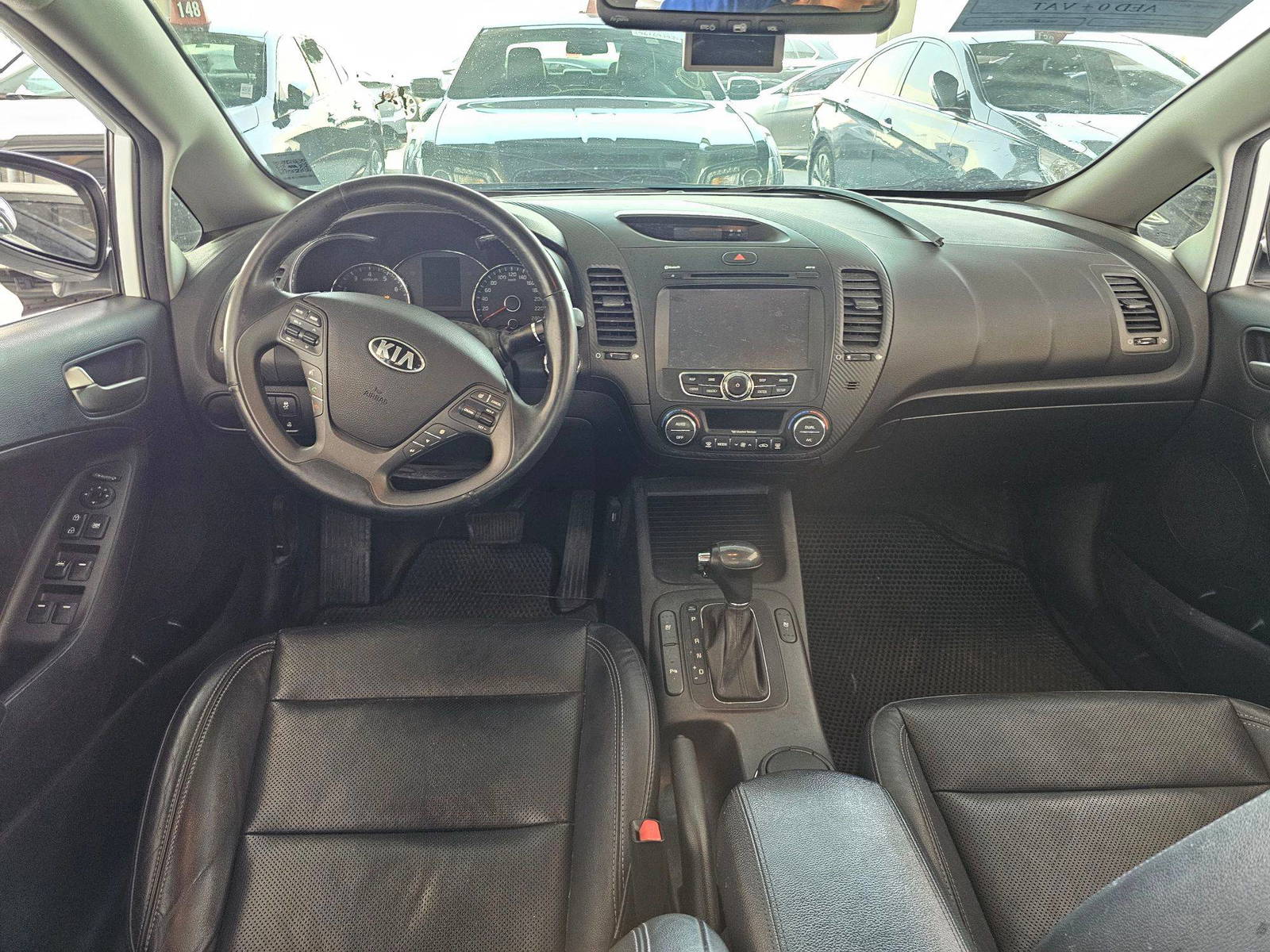 2015 KIA K3 — 184290 KM — Lot 346086 — Souq - Marhaba Auctions Used Cars - Image 7