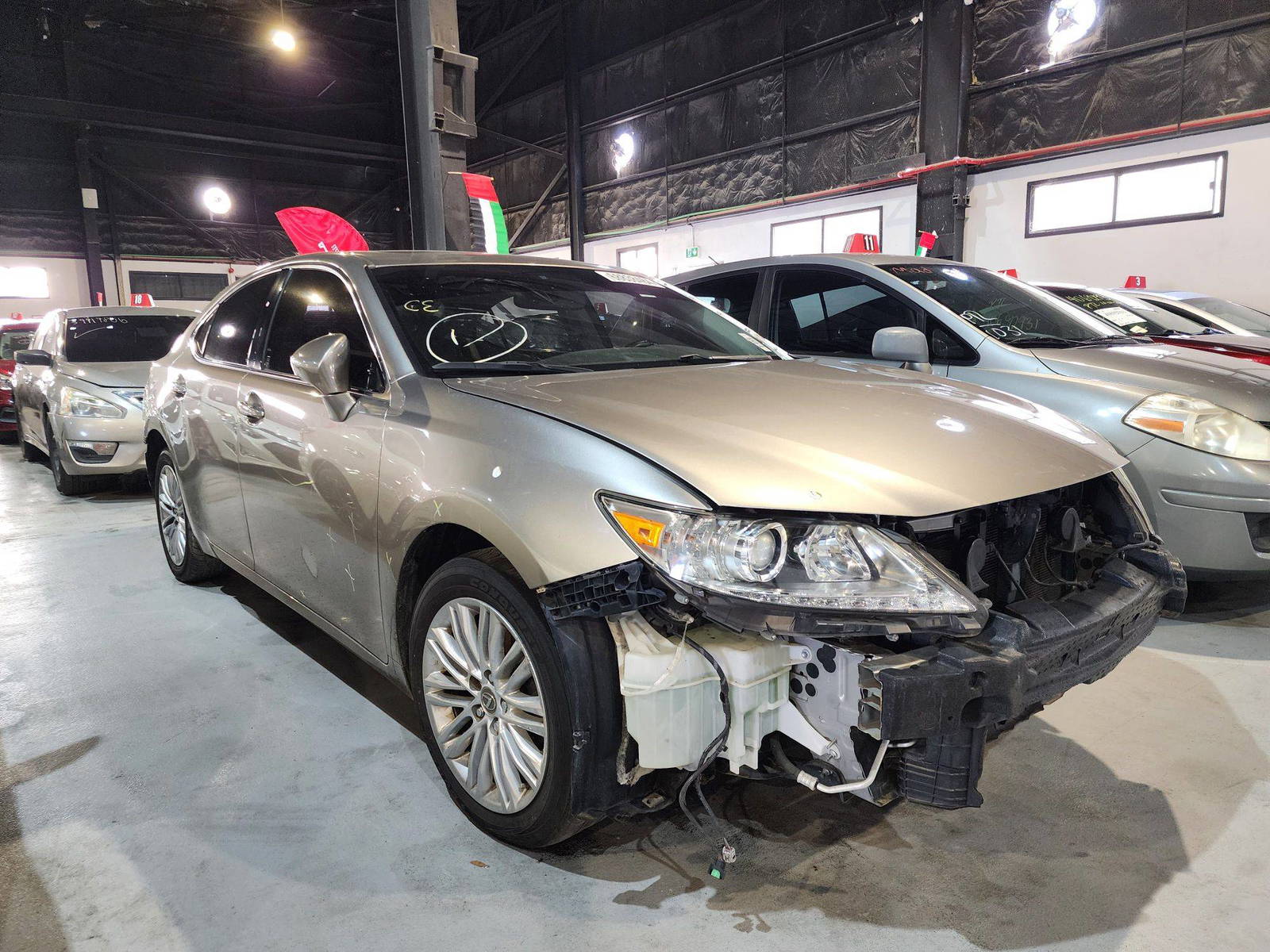 2015 LEXUS ES 350 — 98501 Miles — Lot 68838484 — Souq - Marhaba Auctions Used Cars - Image 3