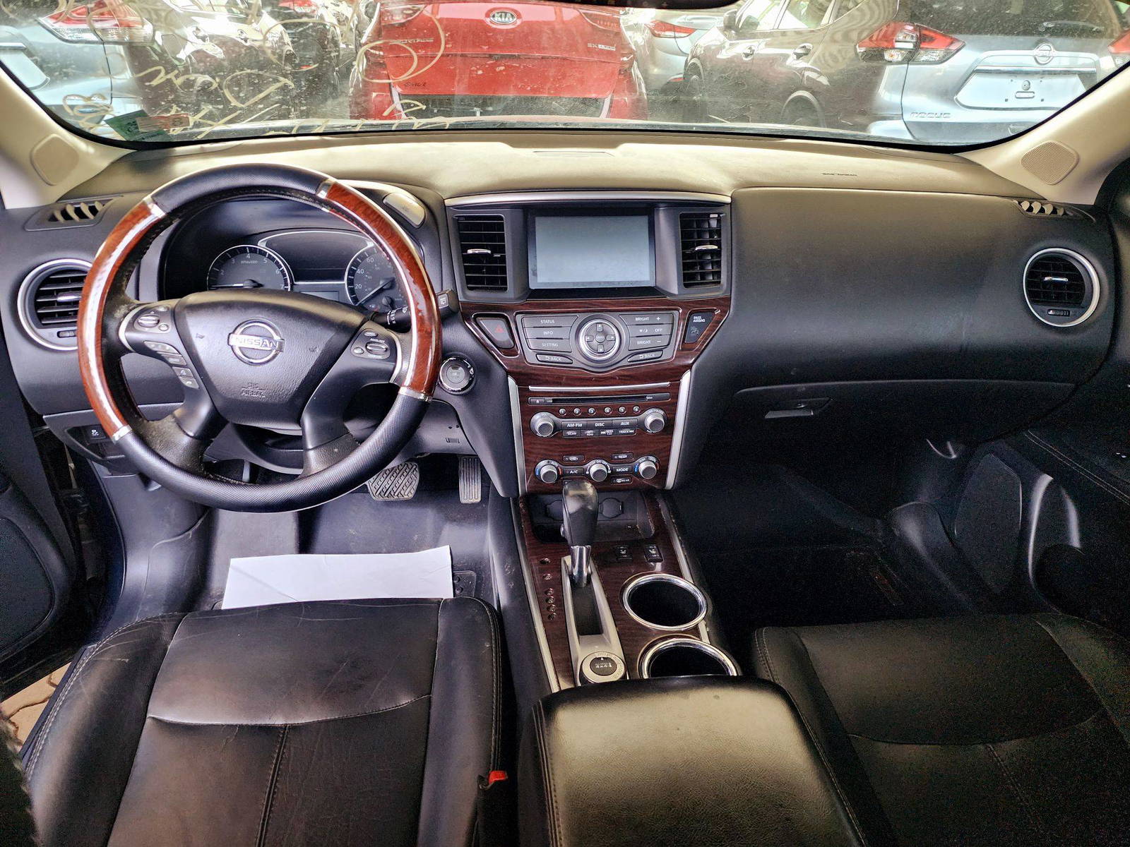 2014 NISSAN PATHFINDER — 145138 Miles — Lot 240003 — Souq - Marhaba Auctions Used Cars - Image 7