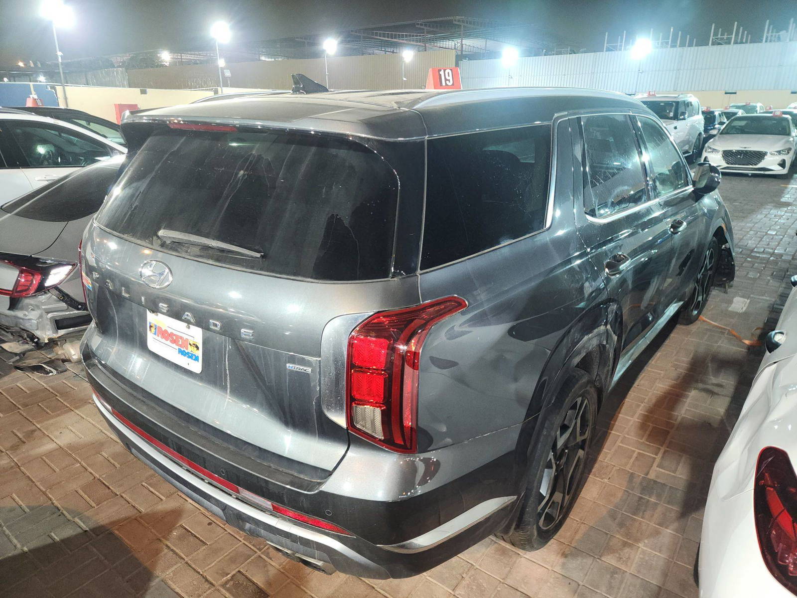 2023 HYUNDAI PALISADE LIMITED — sold — 52203 Miles — Lot PU568782 — Al Sajaa - Marhaba Auctions Used Cars - Image 2