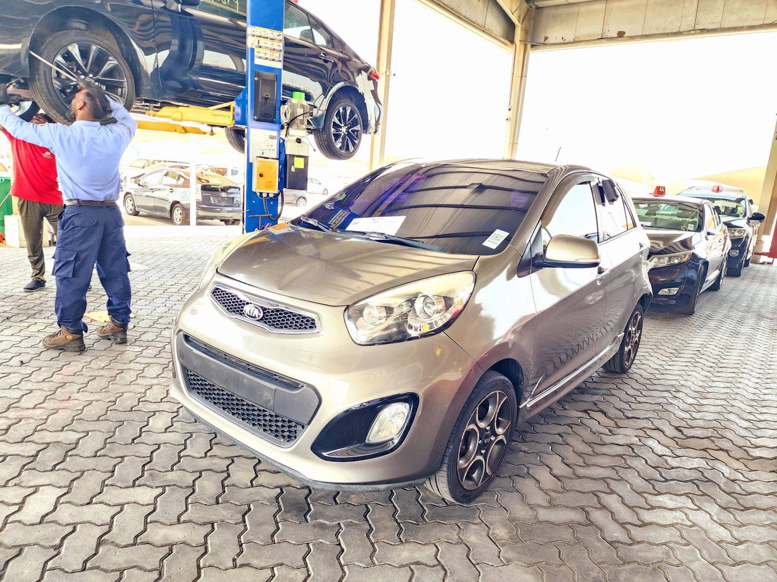 2012 KIA MORNING — 141505 KM — Lot 224012 — Souq - Marhaba Auctions Used Cars - Image 5