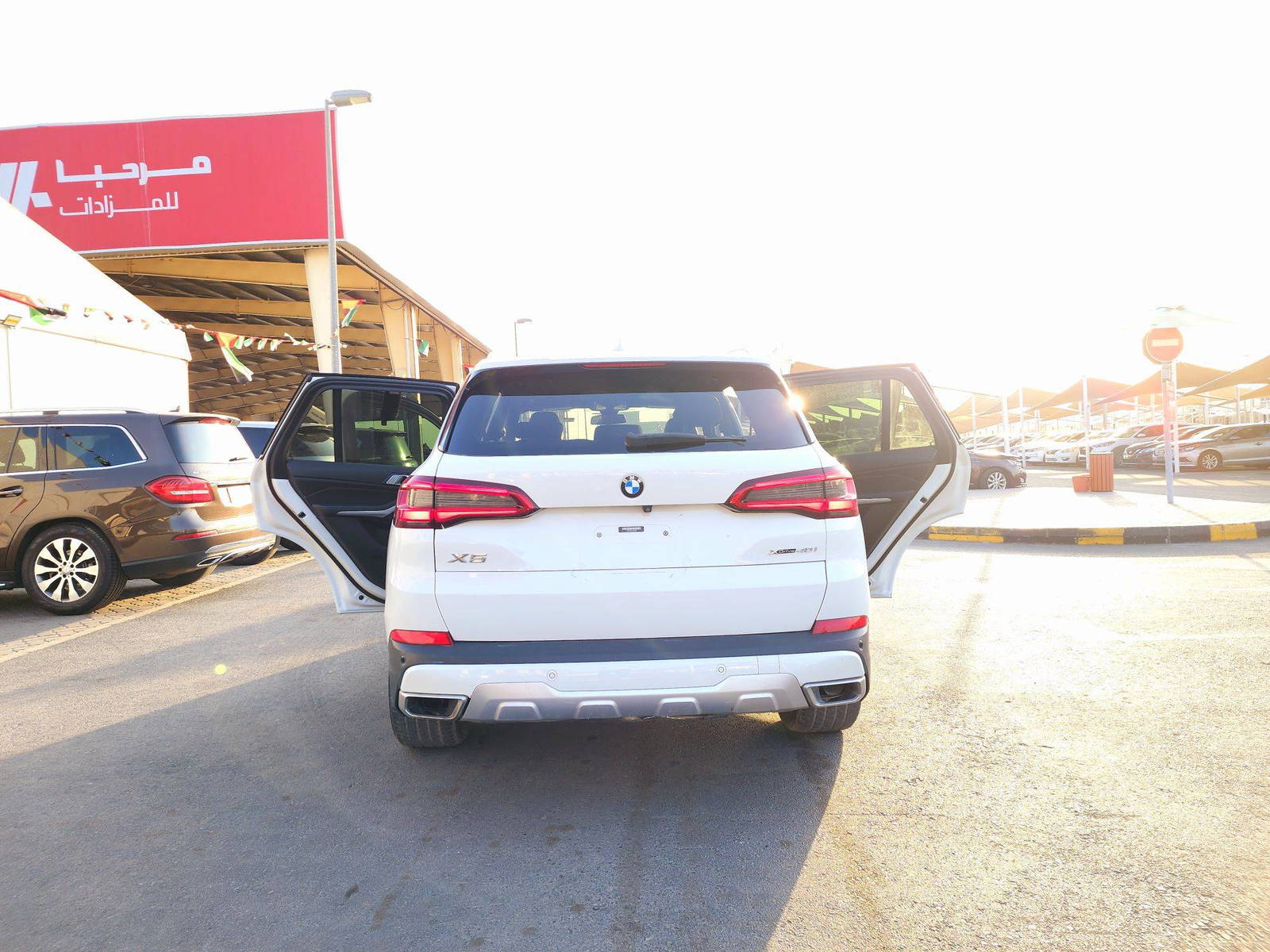 2019 BMW X5 SDRIVE 40I — 67142 KM — Lot 48645803 — Souq - Marhaba Auctions Used Cars - Image 3