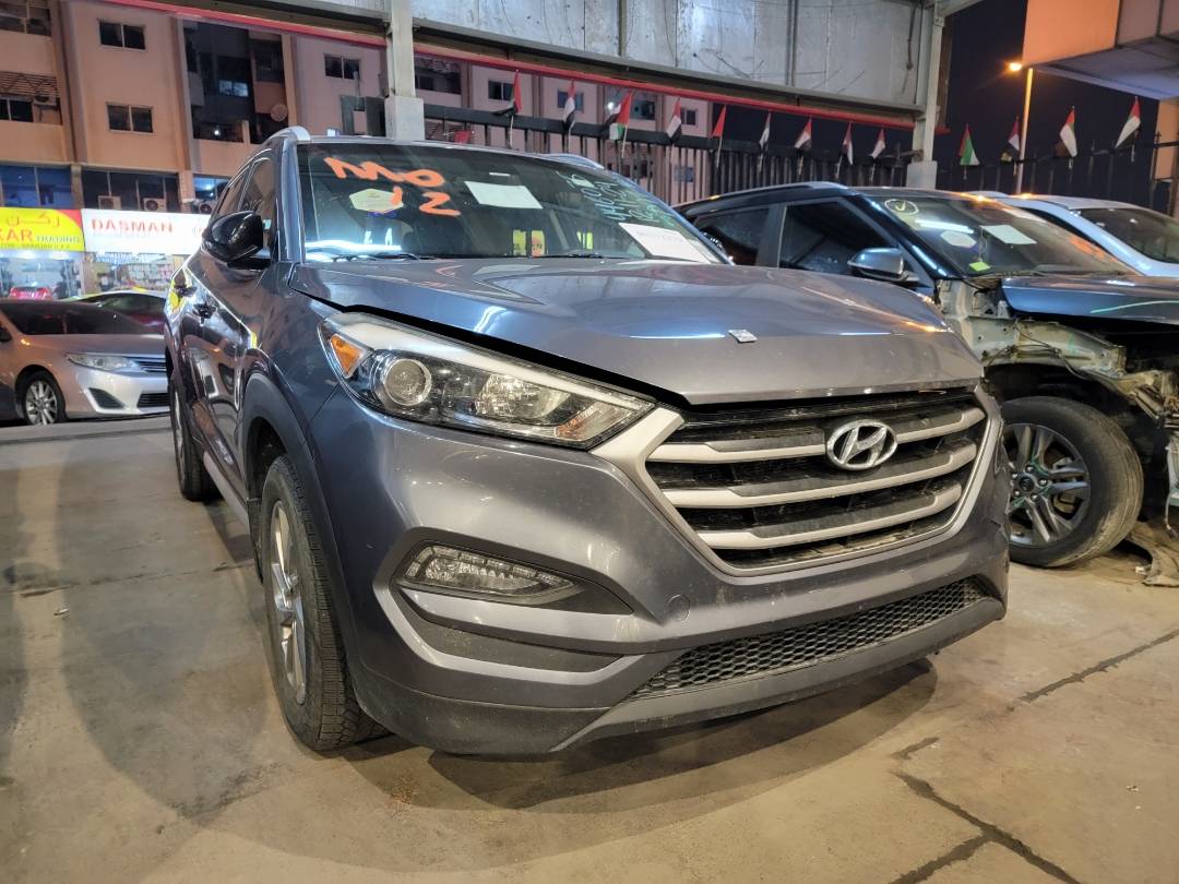 2017 HYUNDAI TUCSON — 165751 Miles — Lot 40332279 — Main - Marhaba Auctions Used Cars - Image 4