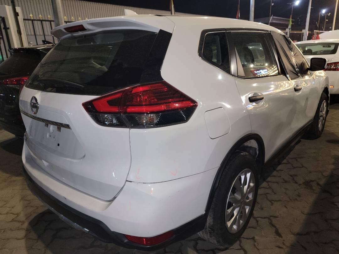2017 NISSAN ROGUE — 130640 Miles — Lot 511465 - Marhaba Auctions Used Cars - Image 3